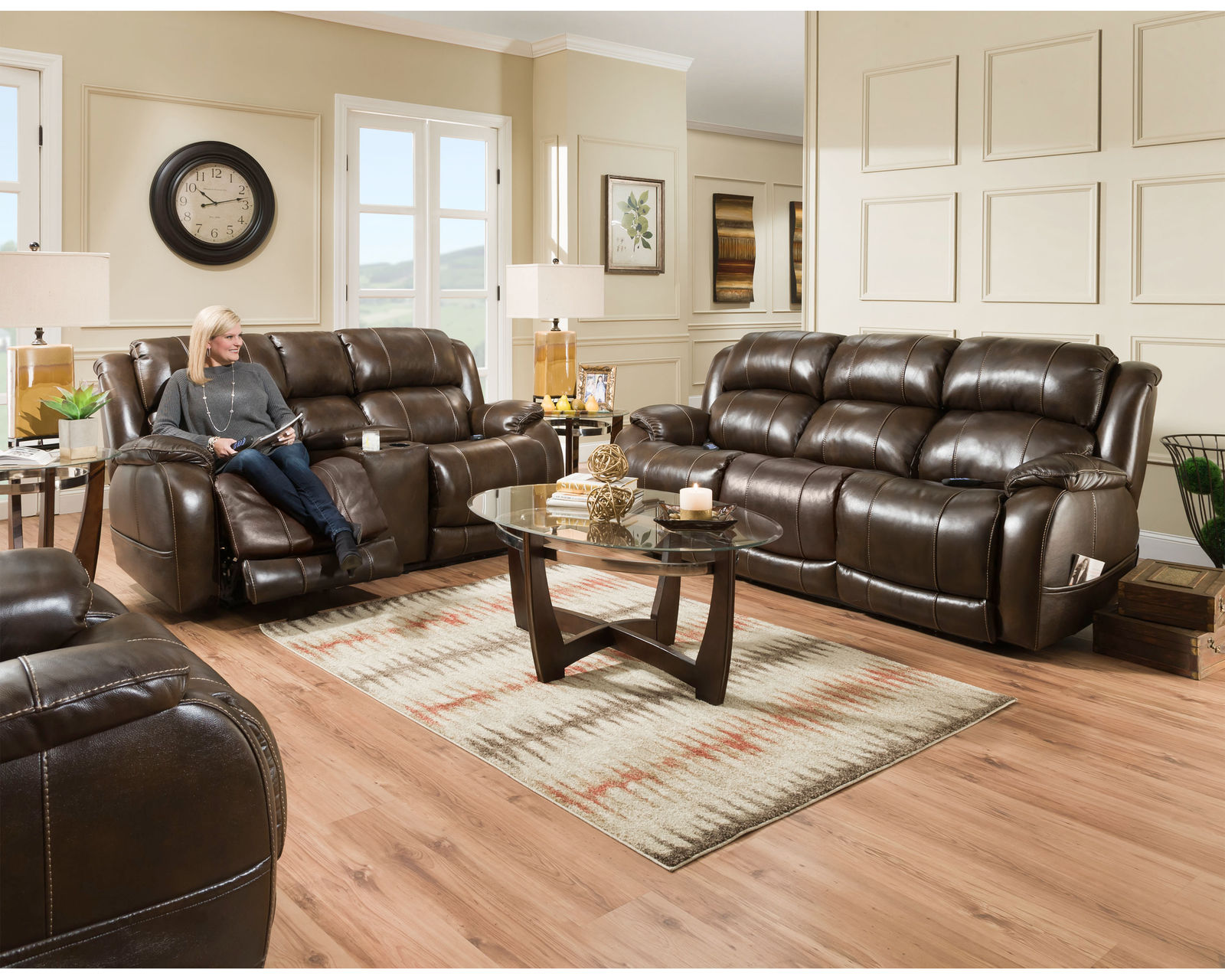 Montana 77" Triple Power Leather Reclining Console Loveseat (In stock) - Montana 77" Triple Power Reclining Console Loveseat
