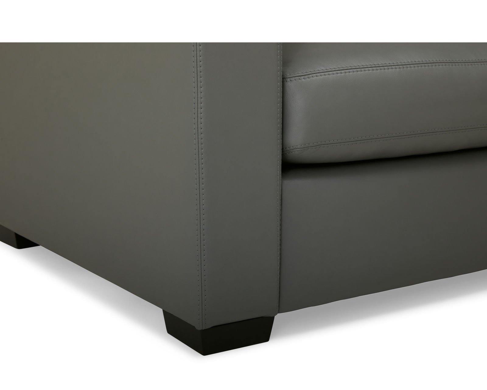 Colebrook 77267 Sectional (+100 Leathers) - Solid Wood Feet