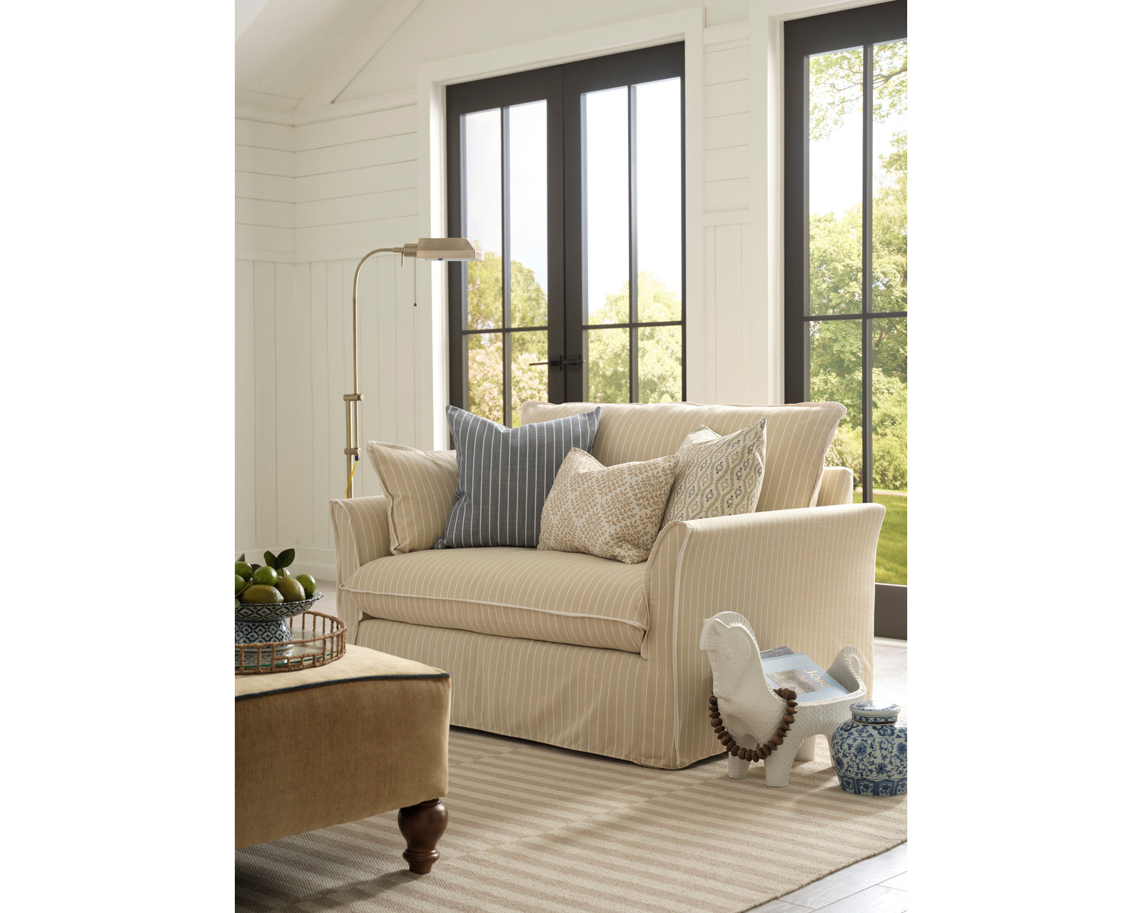 Erin & Ben Oxford Chair and a Half (+50 colors) - Oxford Chair and a Half