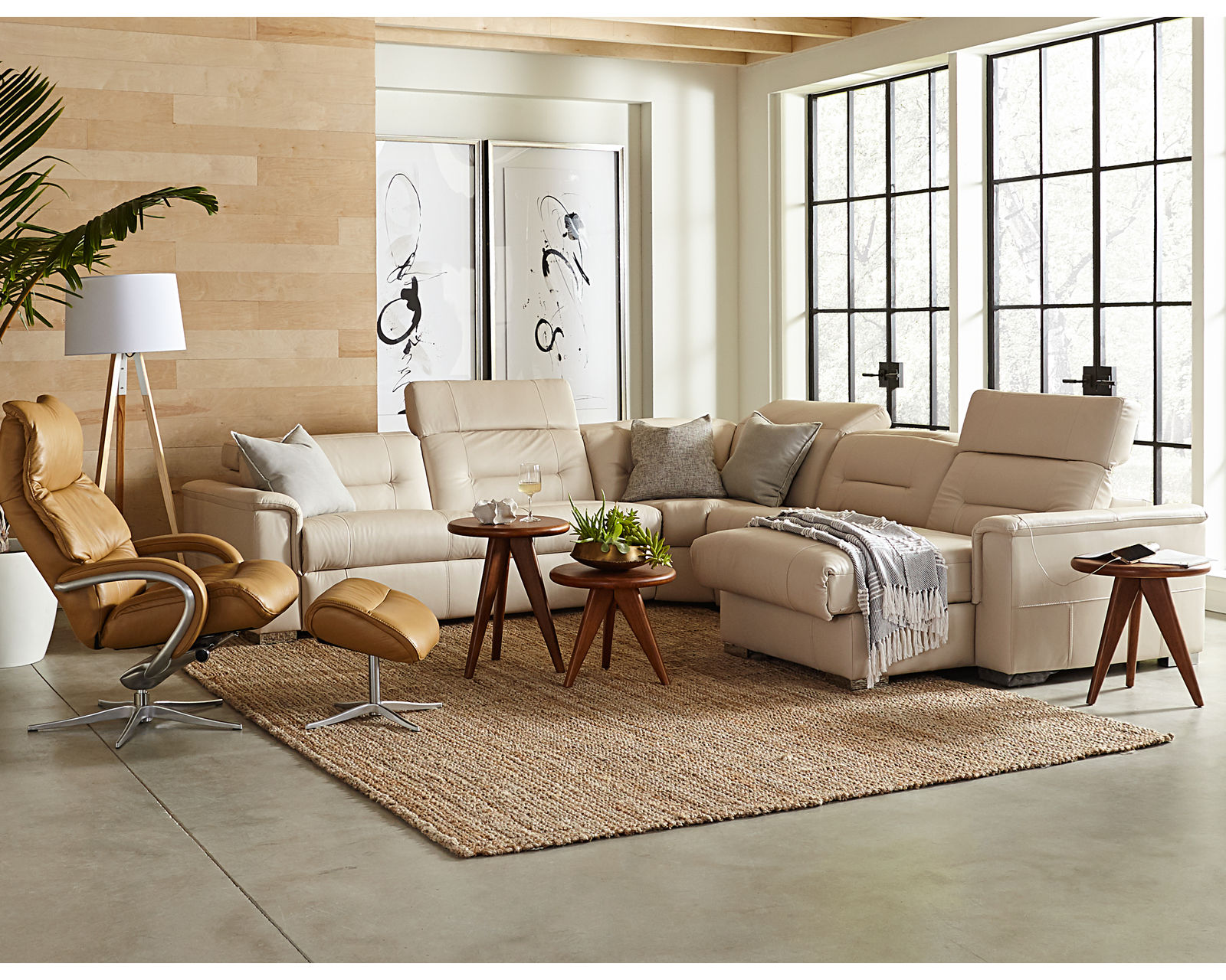 Keoni 44000 Power Headrest Power Reclining Sectional (+50 fabrics)