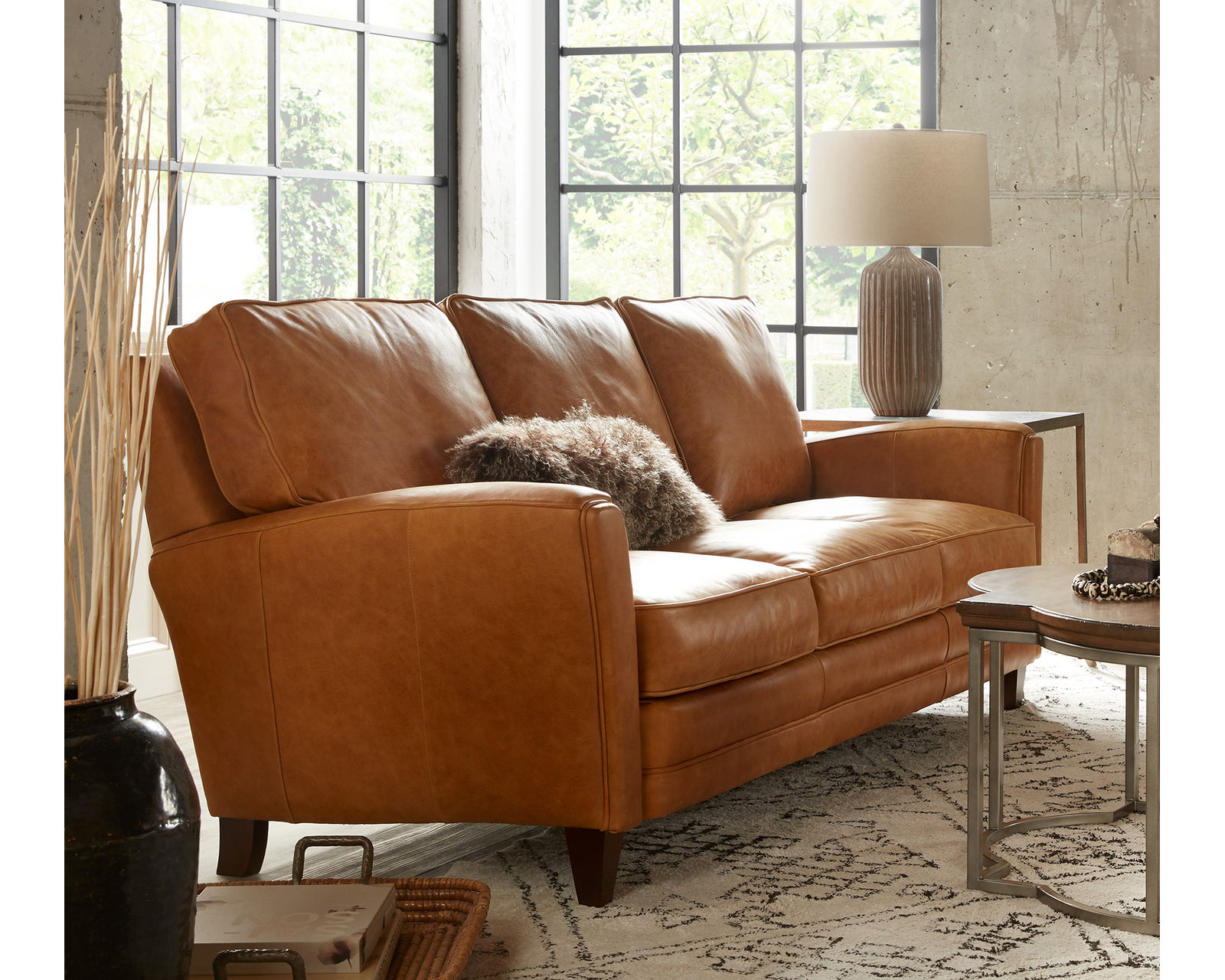 Bradington Young Zion 600 Loveseat (12 leathers) 8-Way Hand Tie