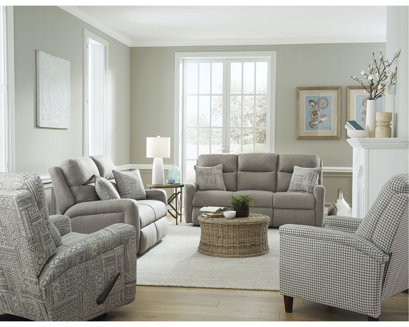 Metro 83" Double Reclining Sofa (+150 fabrics and leathers) - Enjoy the entire room