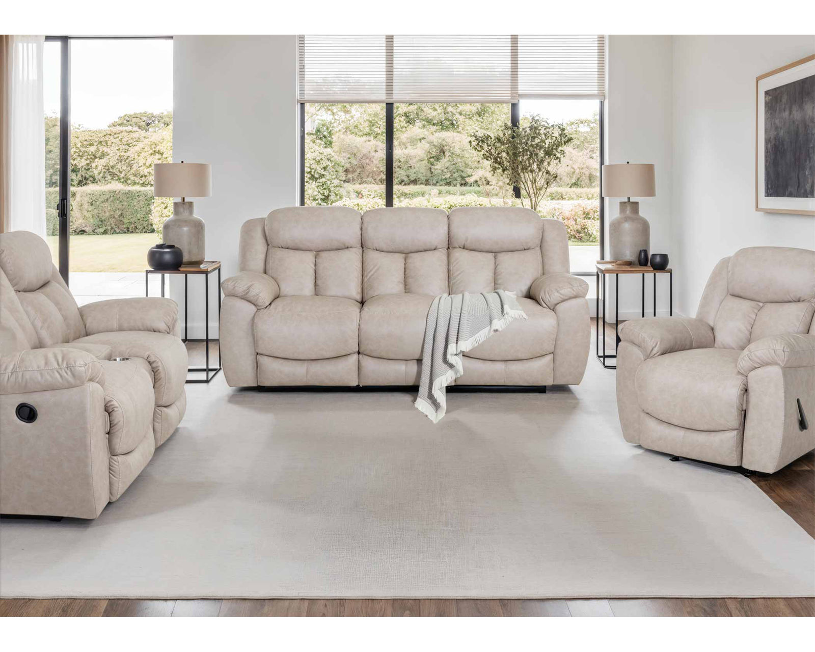 Warner 653 Reclining Sofa Latte (90")