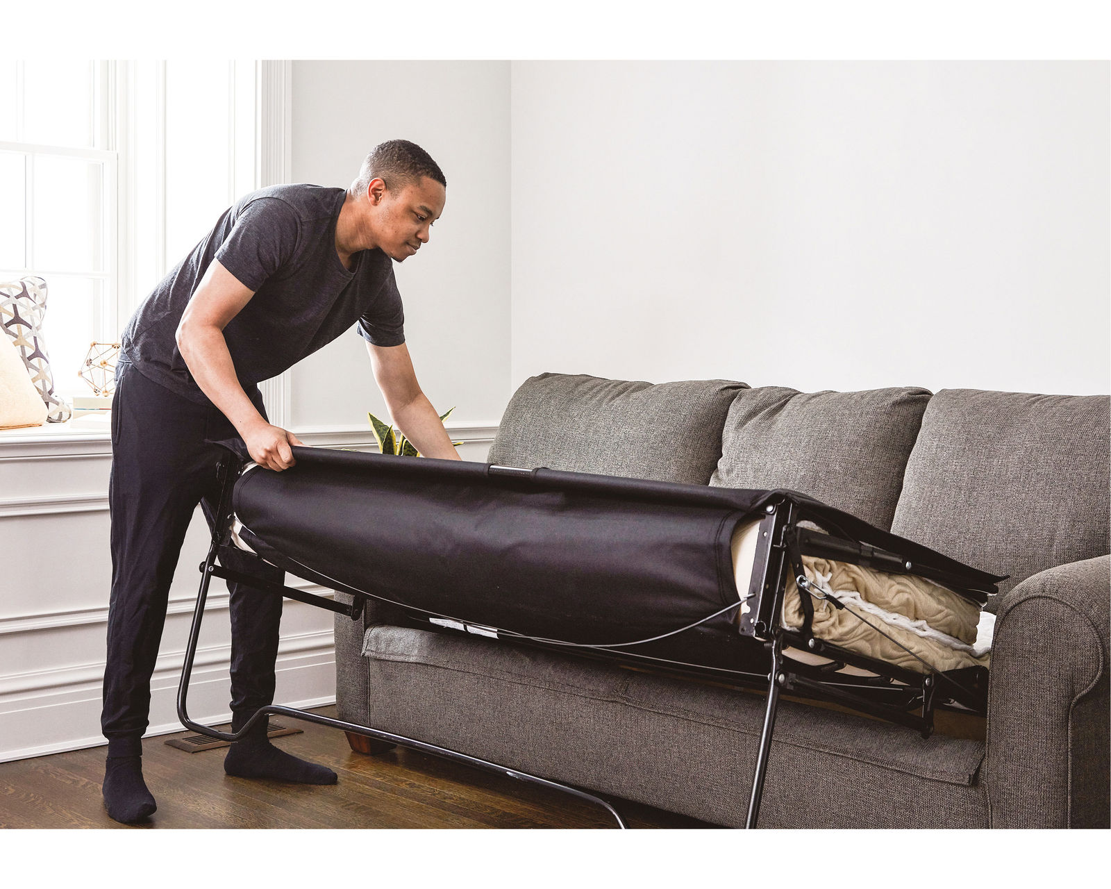 Thornton 5535 Sleeper (100+ fabrics) Twin - Full - Queen - Dual tubular legs for strength