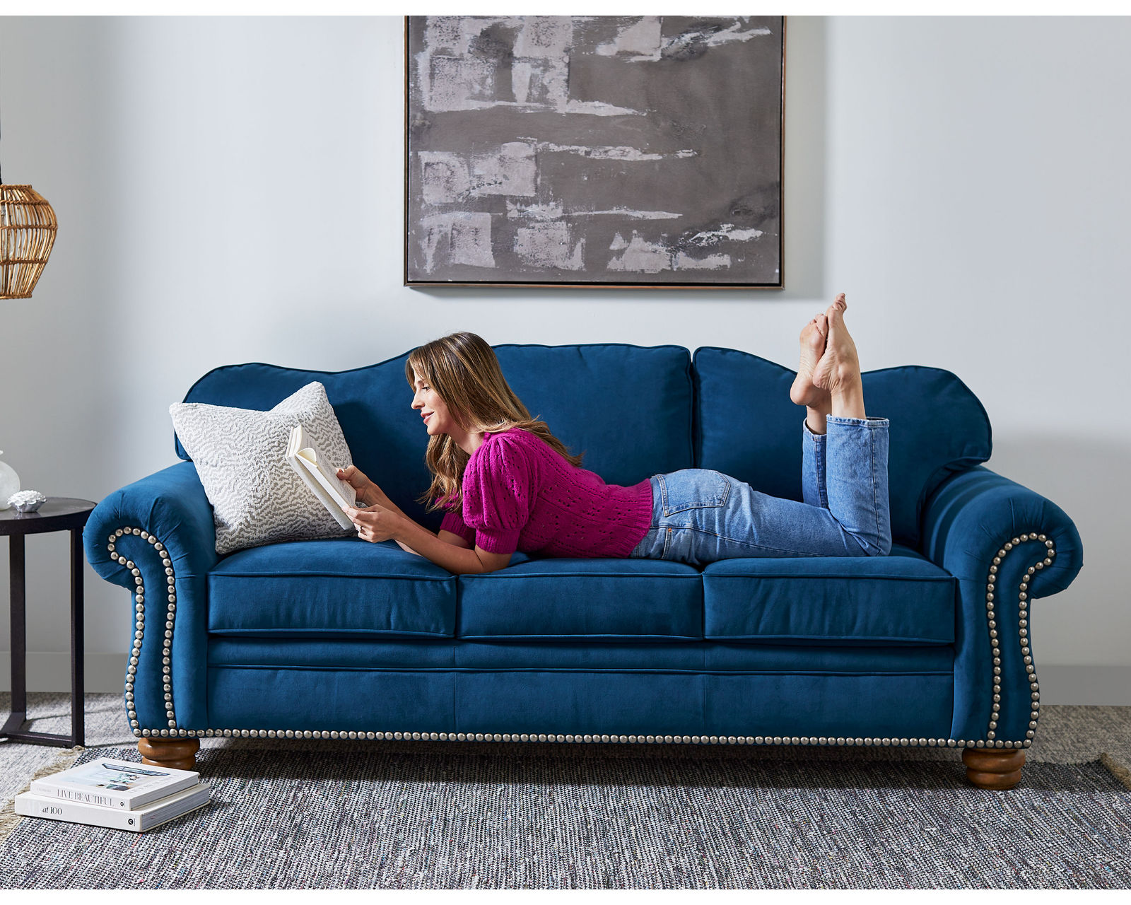 Bexley 8648 Nailhead Sofa (+100 fabrics) 91" - Bexley Nailhead Sofa