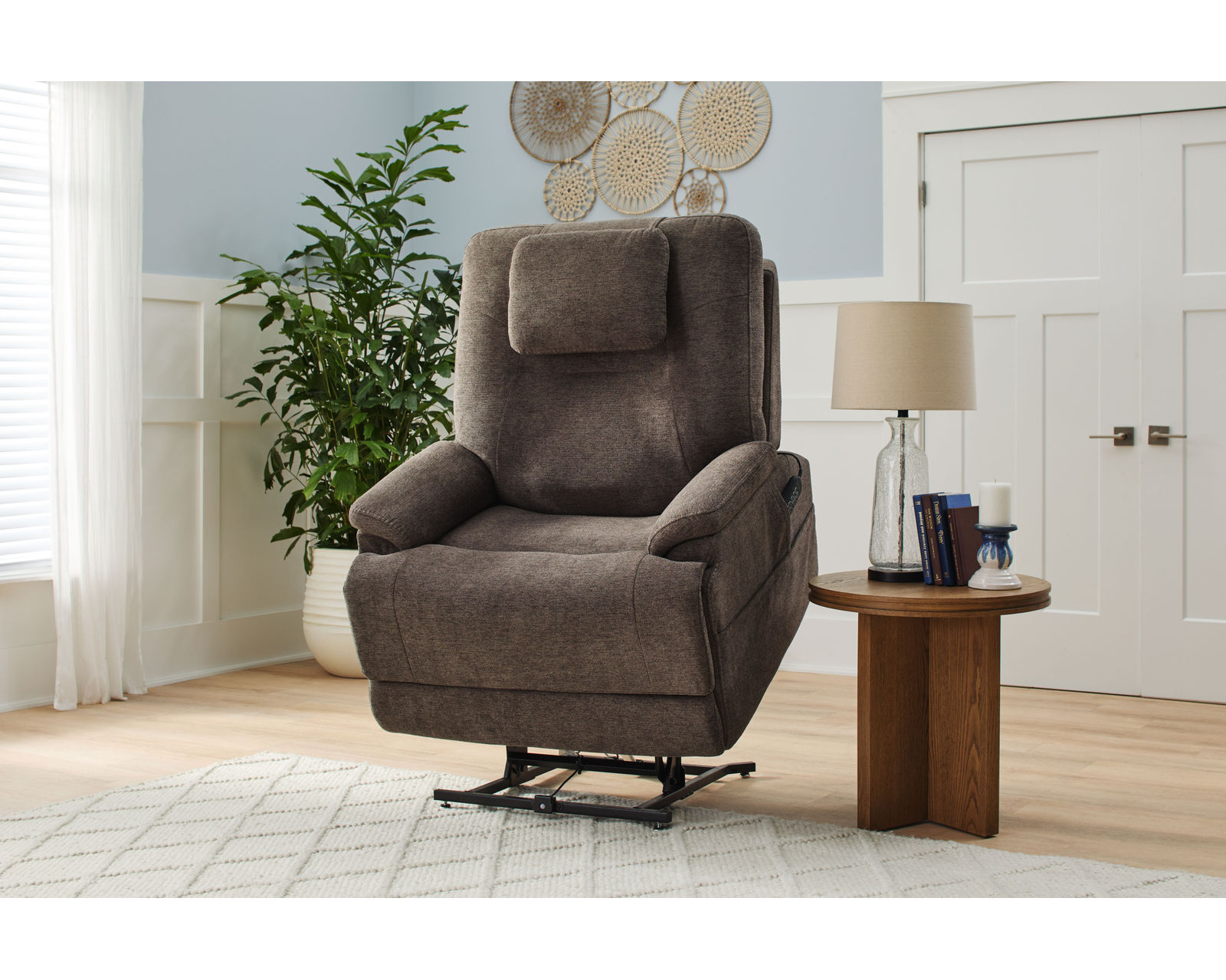Zecliner 1092 Triple Power Lift Sleep Recliner with Heat and Massage (6' 0" and taller) in stock - Larger size comfortably fits users over six feet in height