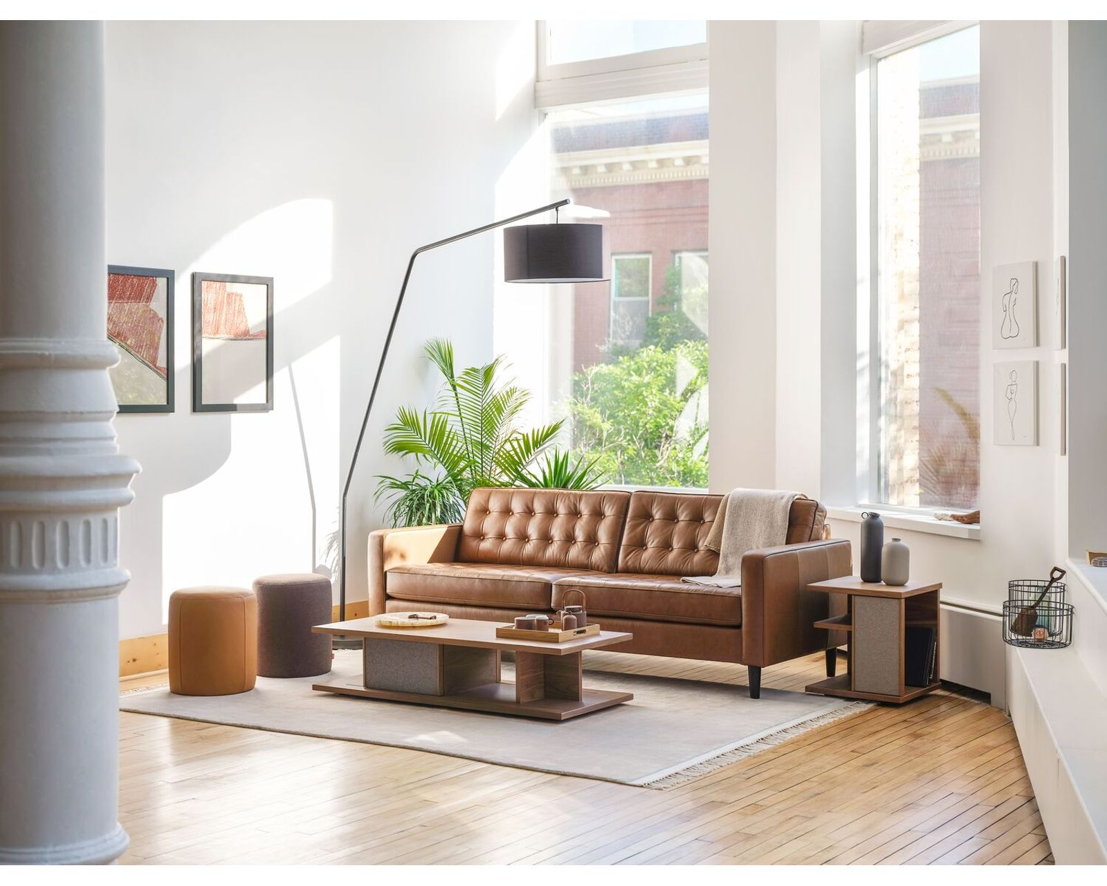 Reverie 77157 Sofa (76", 87" or 92") +100 leathers