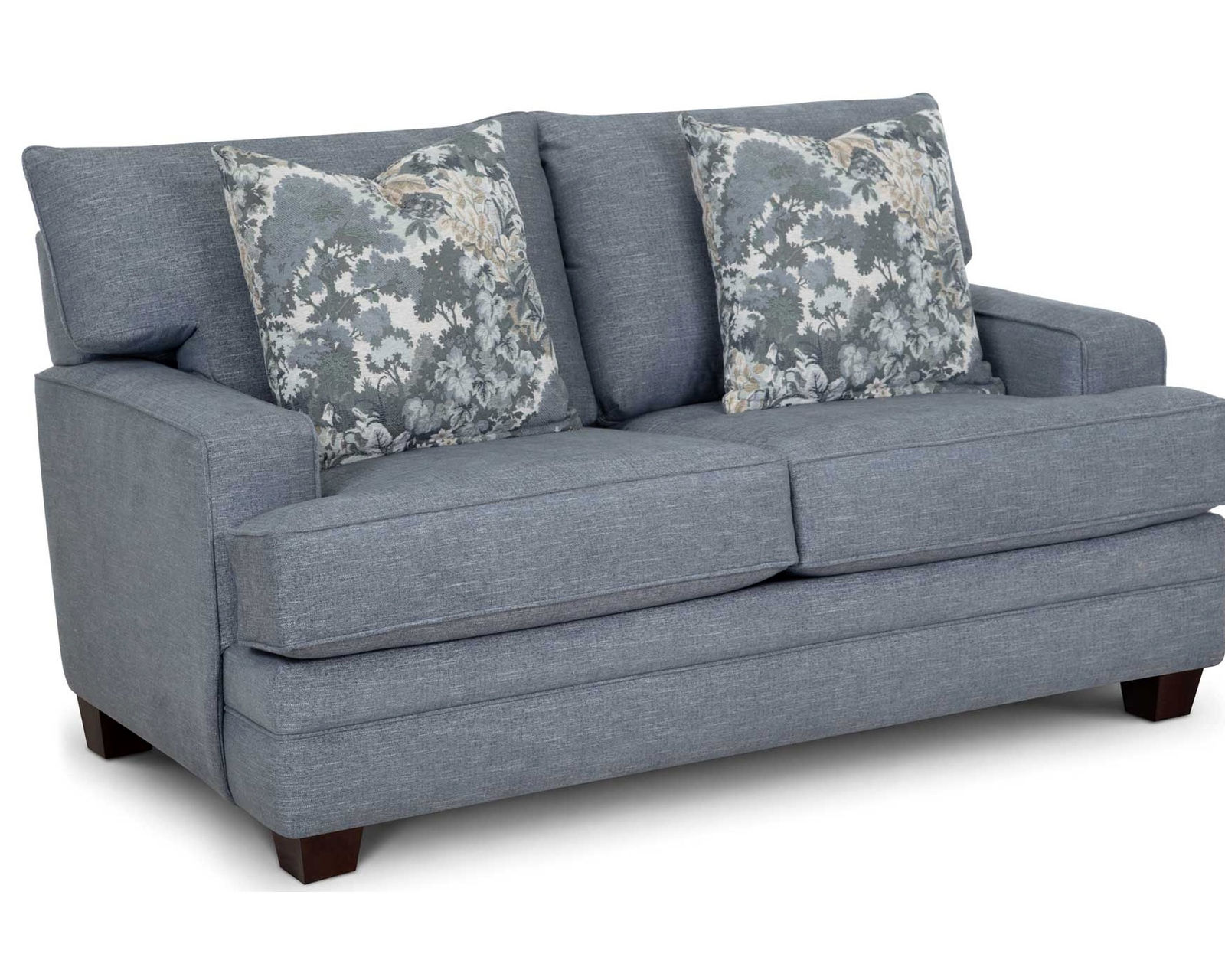 Lakeland 90" Sofa (Tailored Style. Everyday Comfort. Made for Living) - Beautifully Designed Rooms. Effortlessly Yours.