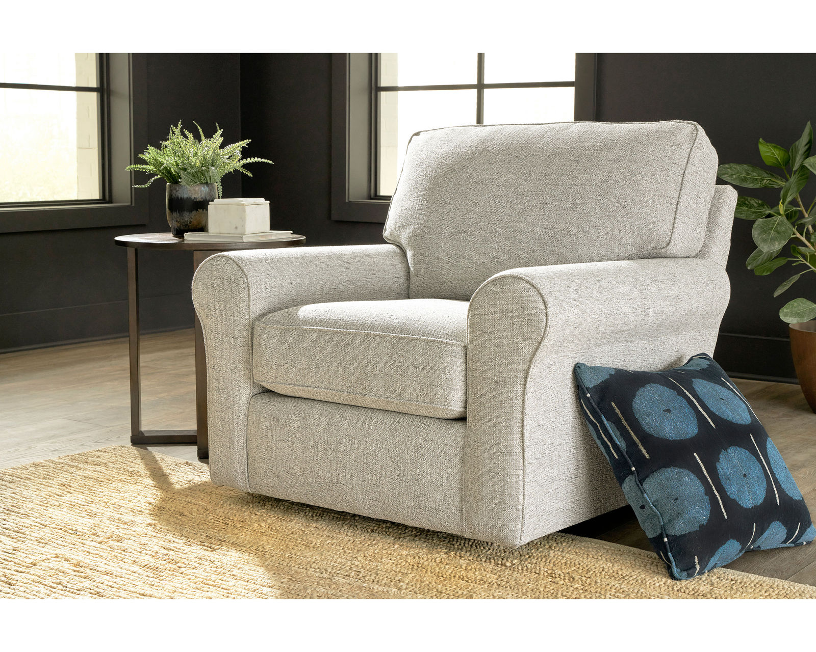 Hanway Chair (+139 fabrics) Swivel chair available - Hanway Chair