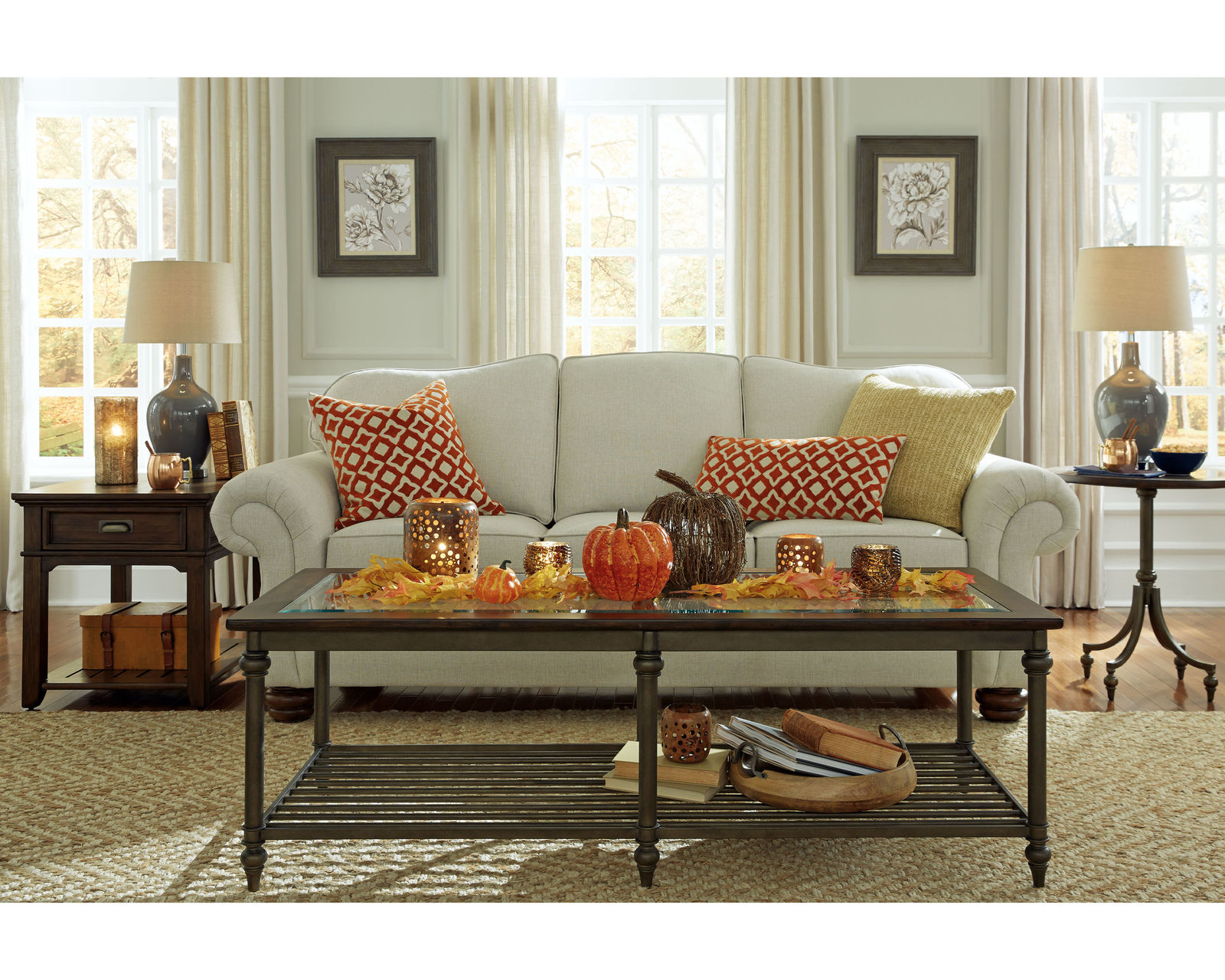 Bexley 8646 Sofa (+100 fabrics) 91"