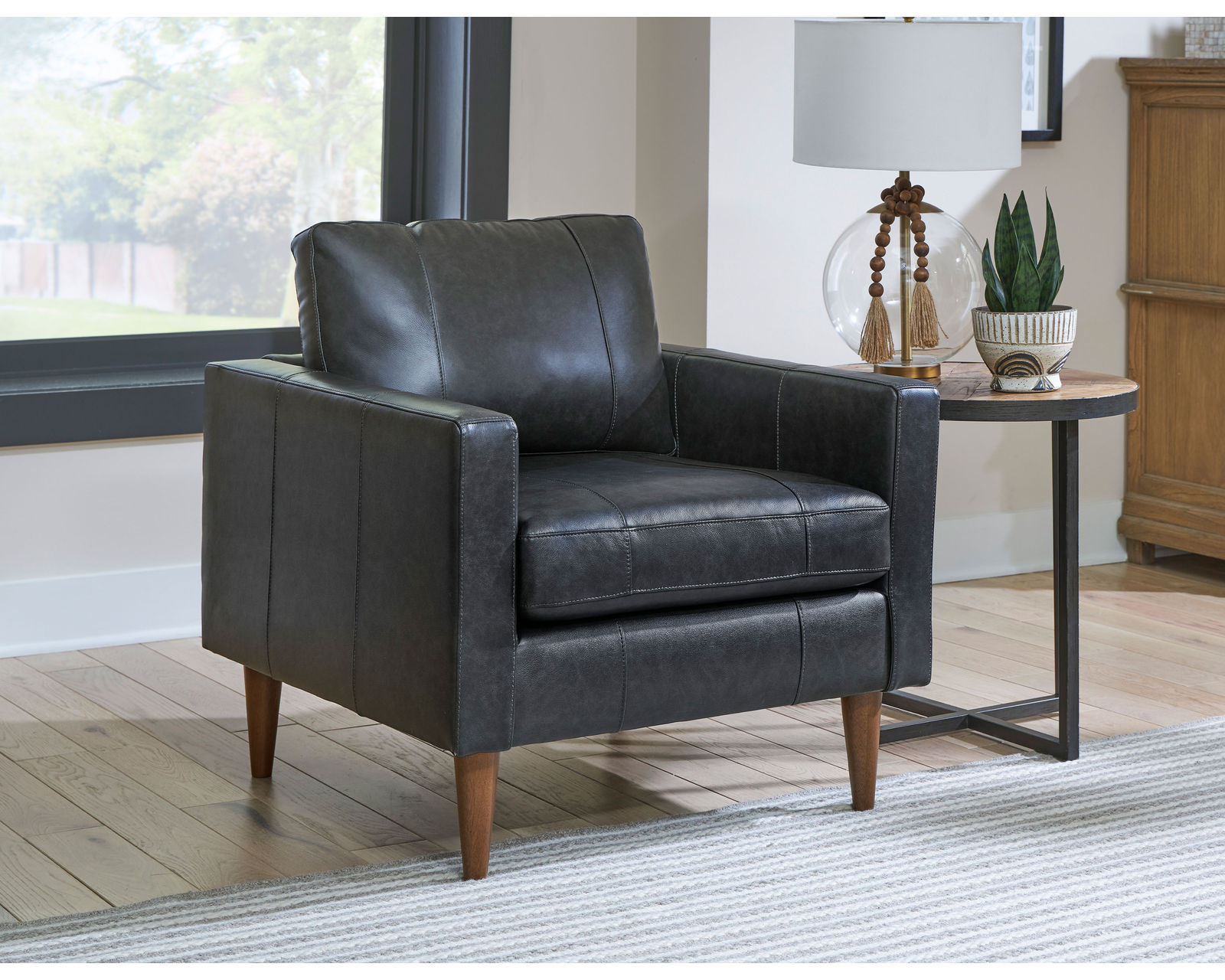 Trafton Leather Chair (+3 colors) - Trafton Leather Chair in Charcoal