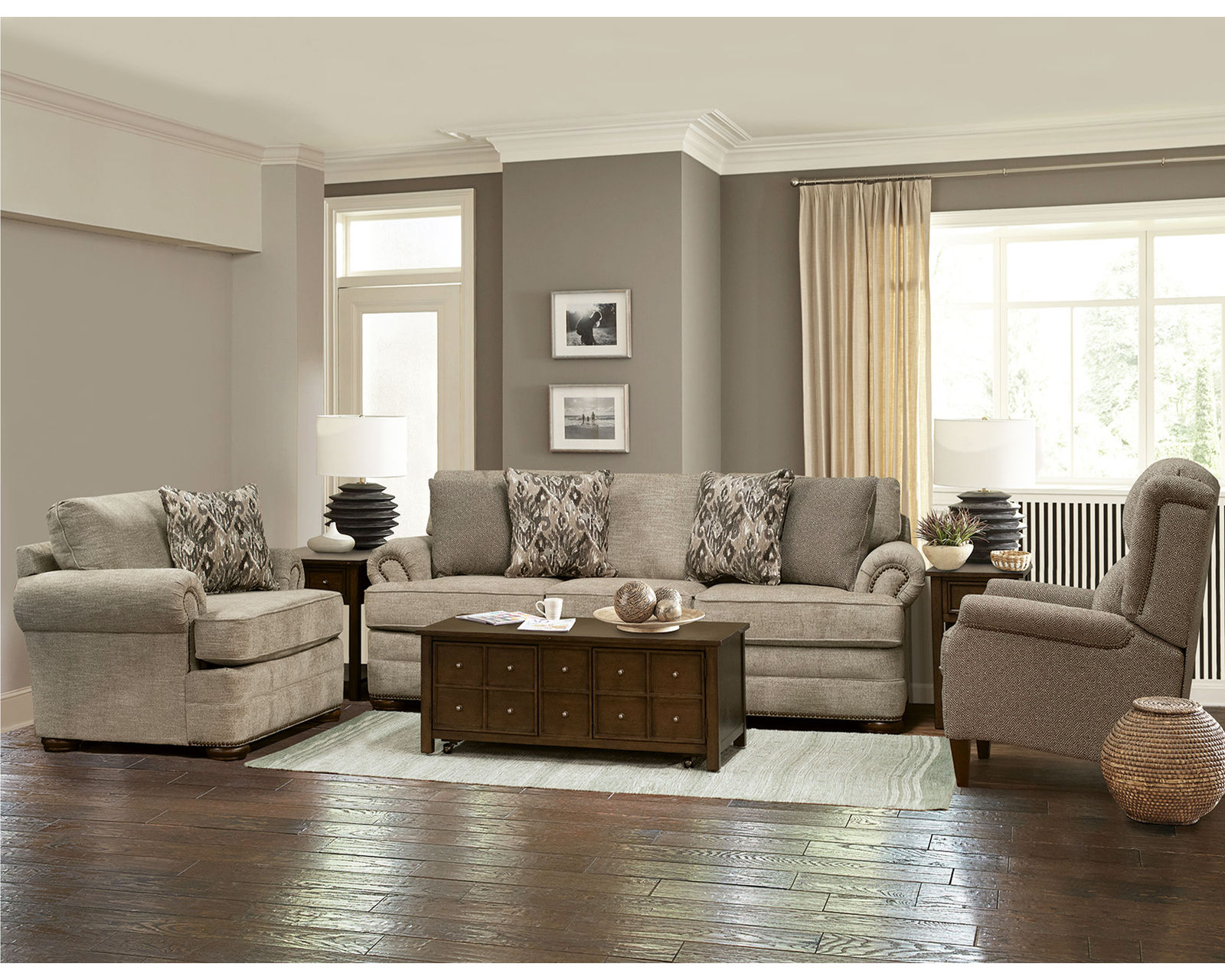 Knox 96" Sofa  (+100 Standard and Performance Fabrics)
