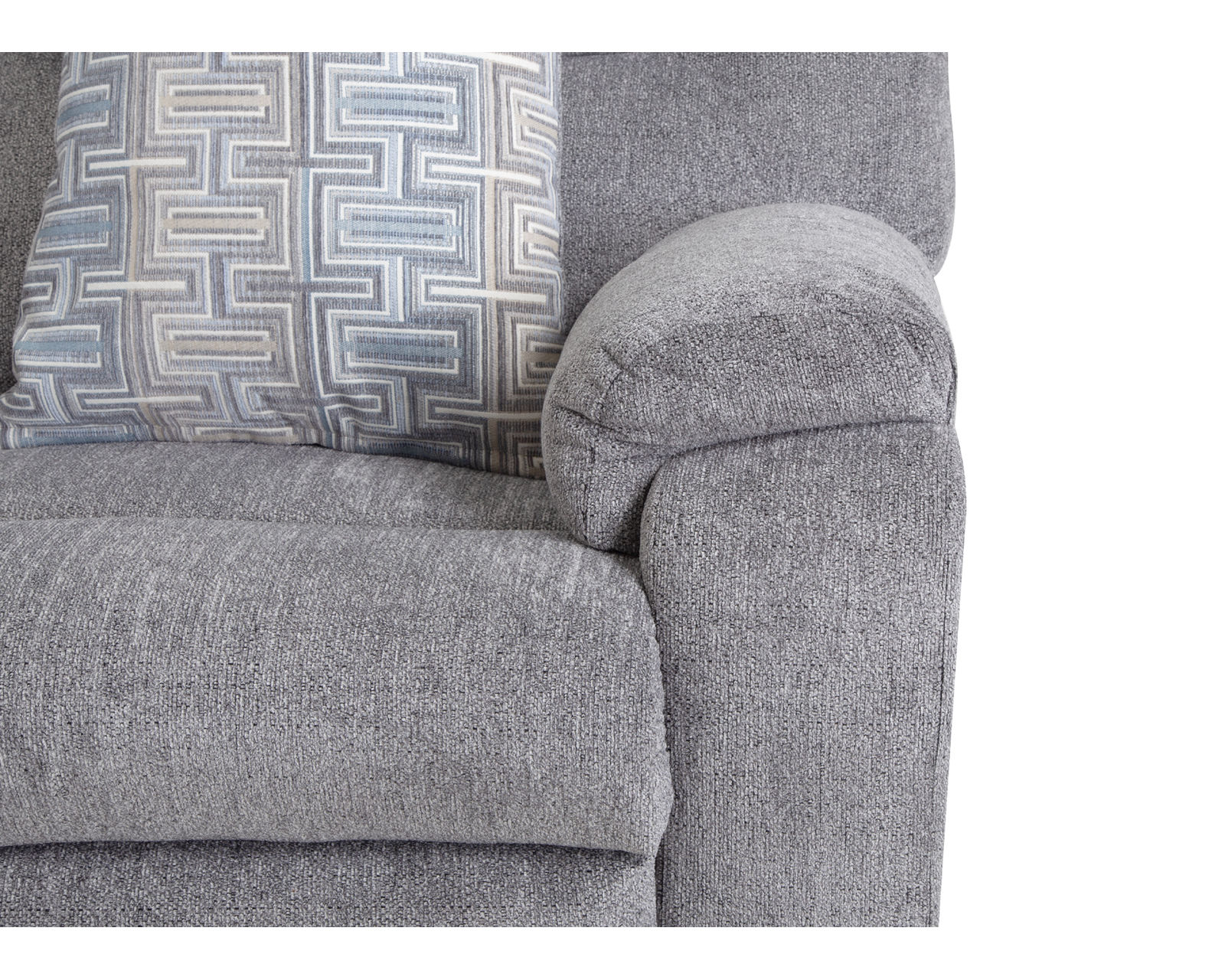 Parkway 89" Reclining Sofa (Plush Comfort. Relaxed Style. Made for Everyday Living) - Includes Pillows