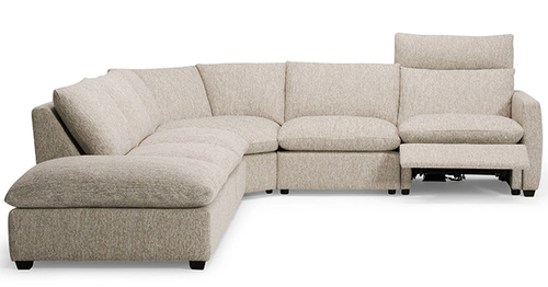 Layout O: Five Piece Reclining Sectional. 137" x 117"