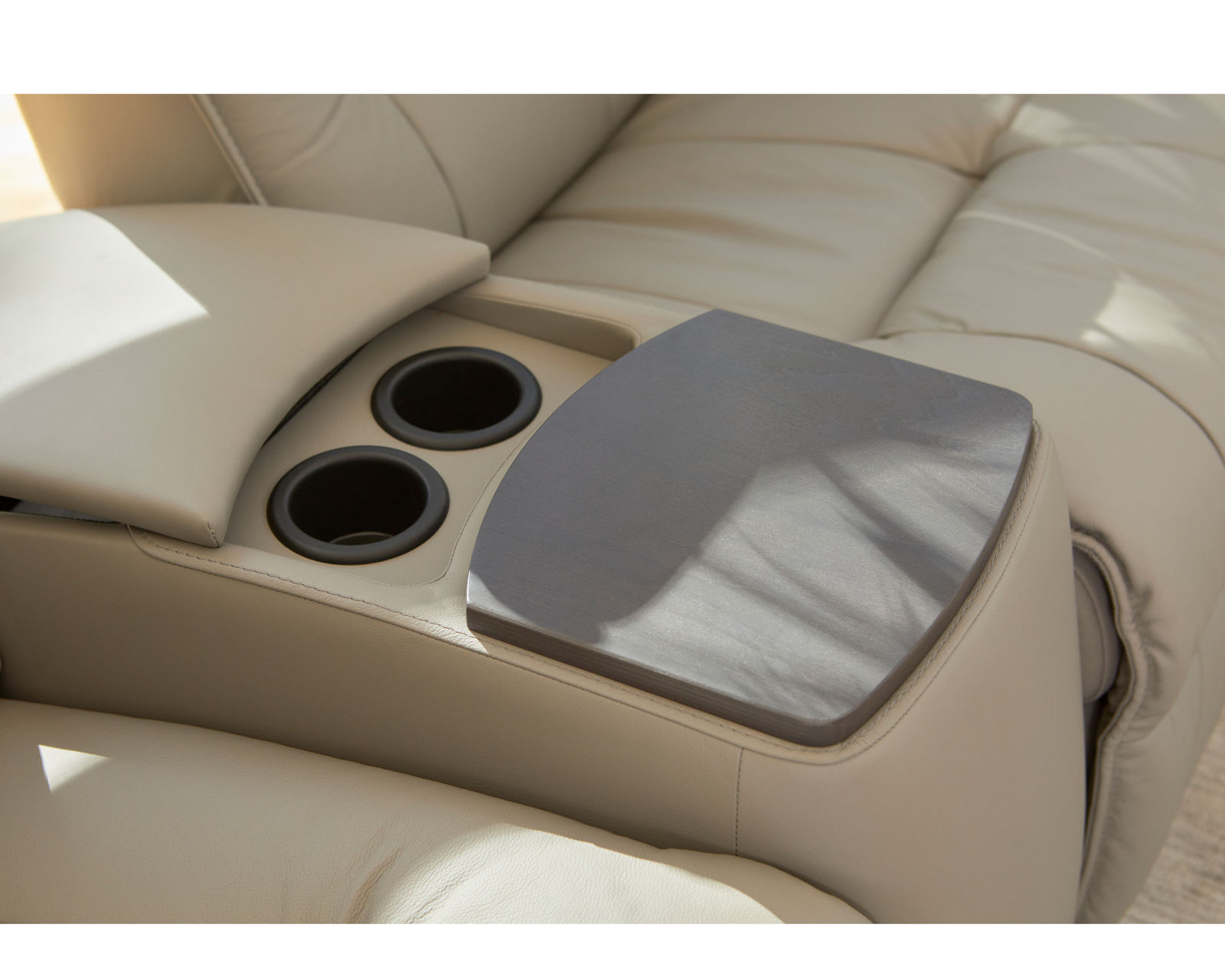 Harstad Three Piece Home Theater Power Reclining Sectional (+40 Top-Grain Leathers) - Center wedge console