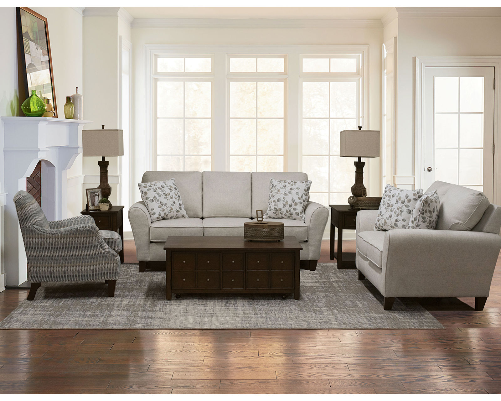 Paxton 80" Sofa  (+101 Standard and Performance Fabrics)