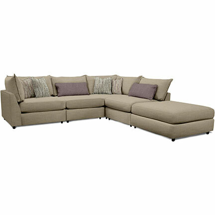 Layout M: Five Piece Sectional 125" x 125"