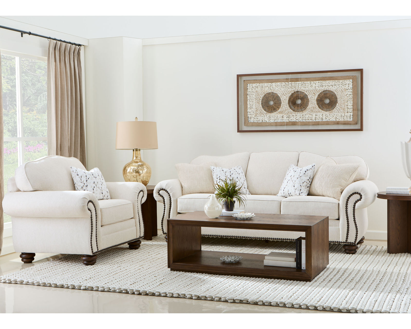 Bexley 8648 Nailhead Sofa (+100 fabrics) 91" - Bexley Nailhead Sofa