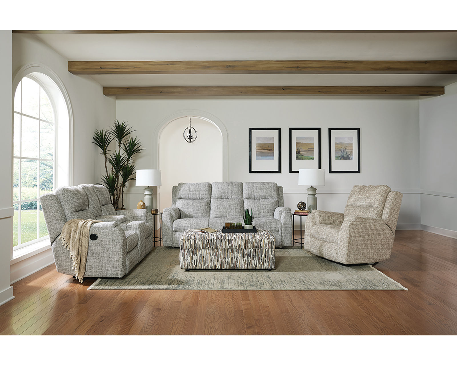 Ashton EZ1R00 Recliner (3 Mechanisms) 100 Standard and Performance Fabrics