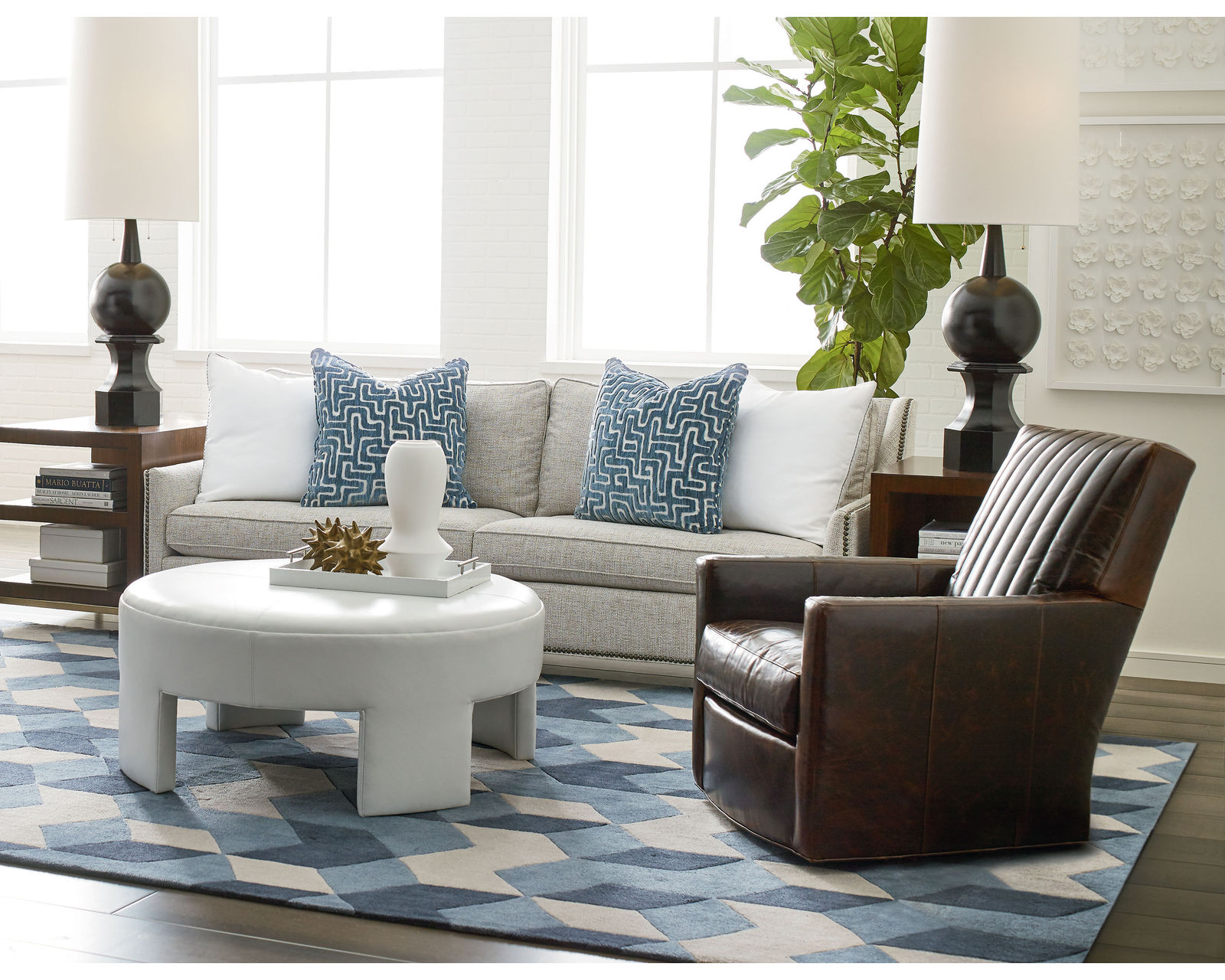Jeremy 76" x 84" and 94" Sofa (+75 fabrics)