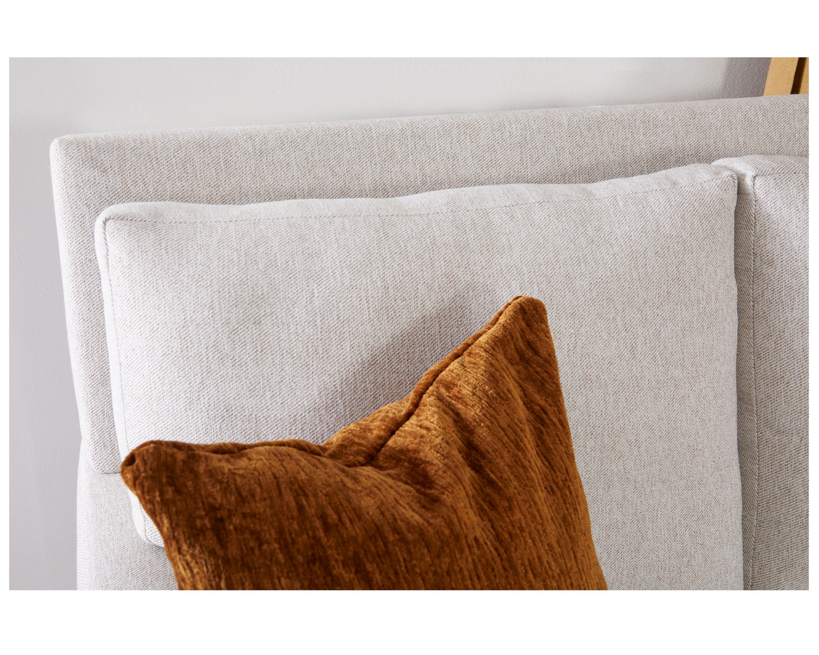 Lloyd 5160 Sofa (+100 colors) 86"