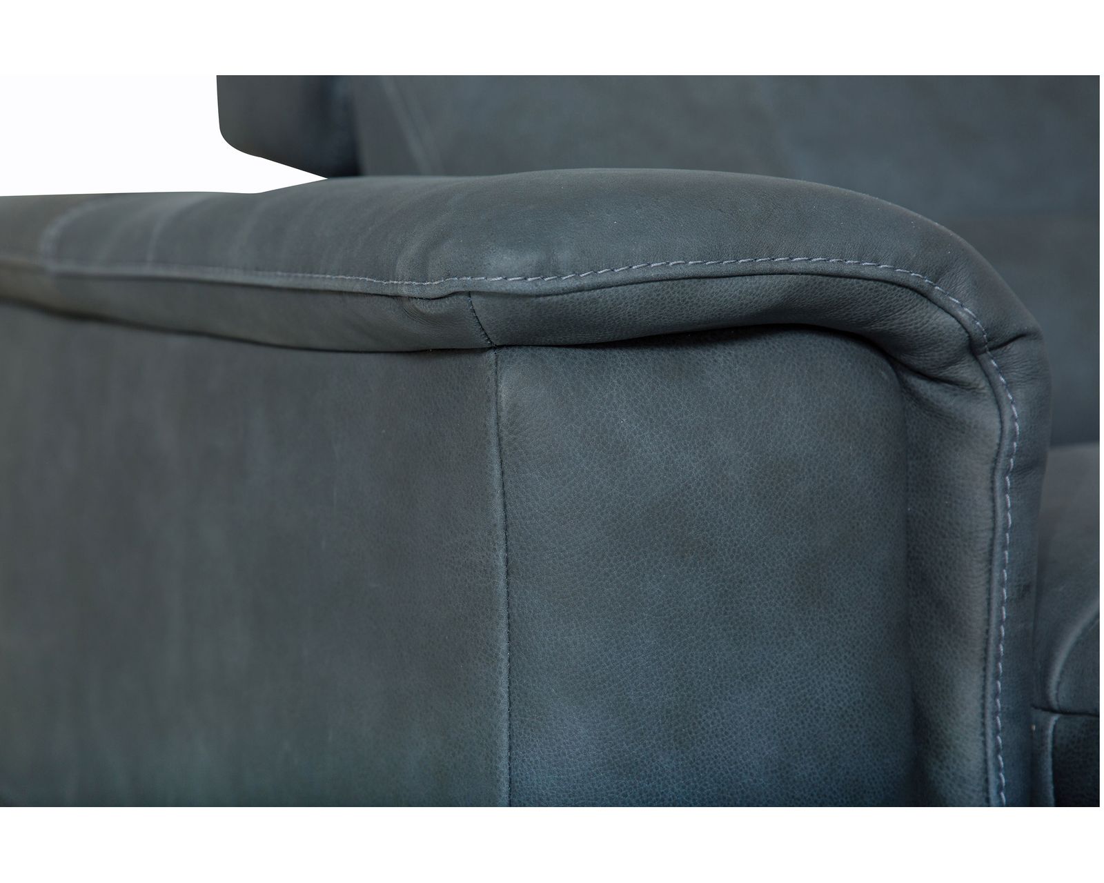 Keoni 44000 Power Headrest Power Reclining Sectional (+100 leathers)