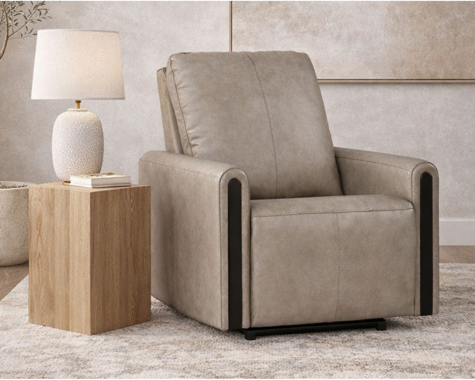 Paisley 4016 Recliner (+140 leathers) - Endless Custom Options. One Perfect Fit.