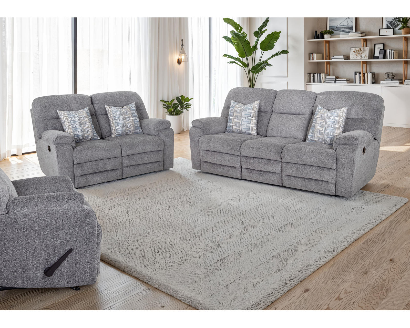 Parkway 89" Reclining Sofa (Plush Comfort. Relaxed Style. Made for Everyday Living) - Strong Where It Matters. Comfortable Everywhere.