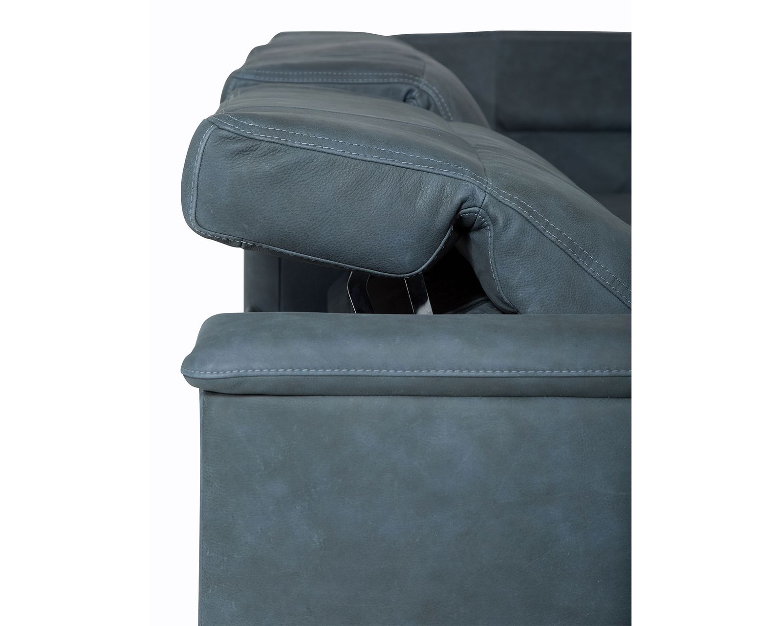 Keoni 44000 Power Headrest Power Reclining Sectional (+100 leathers)