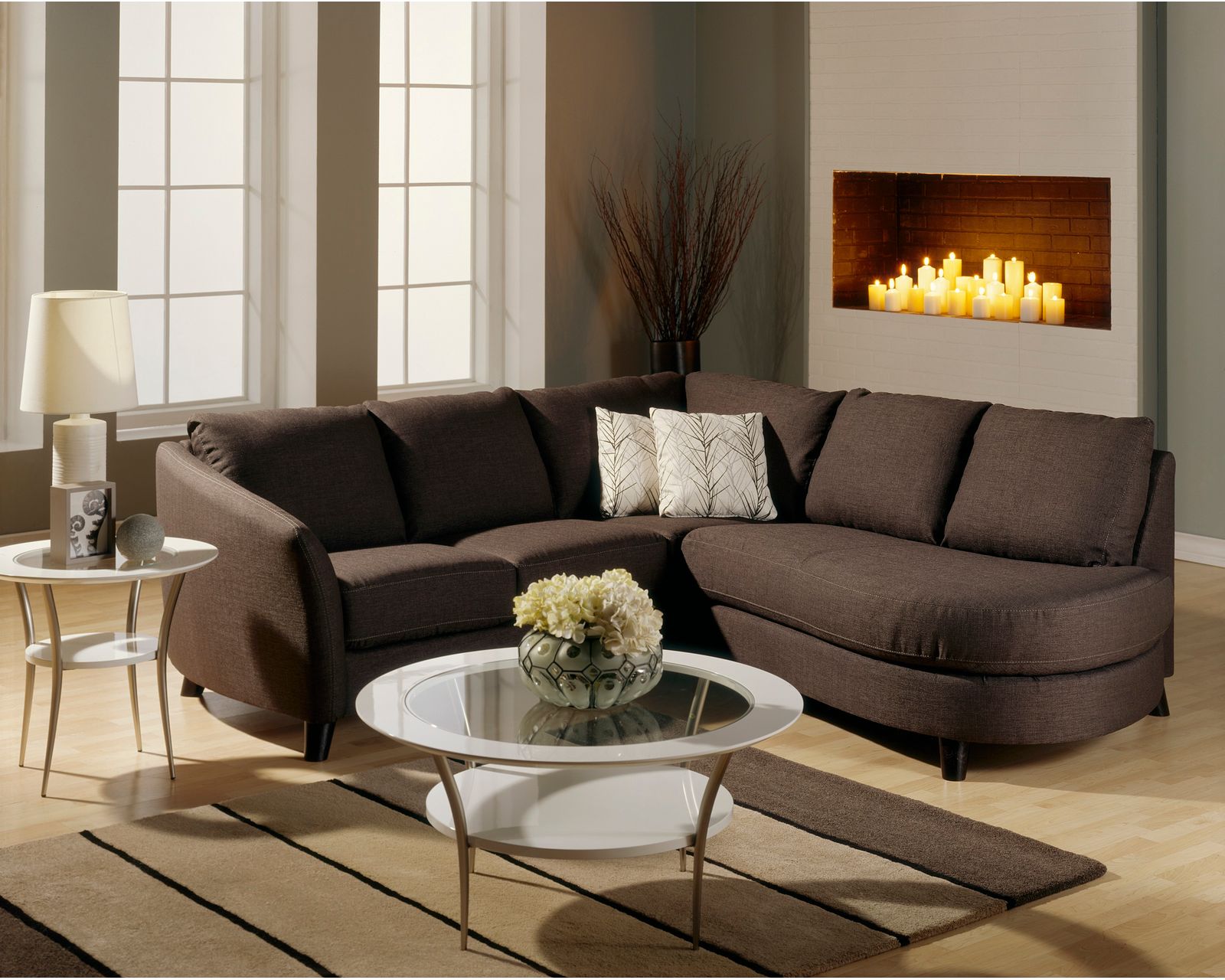 Alula 77427 Sectional (+50 fabrics)