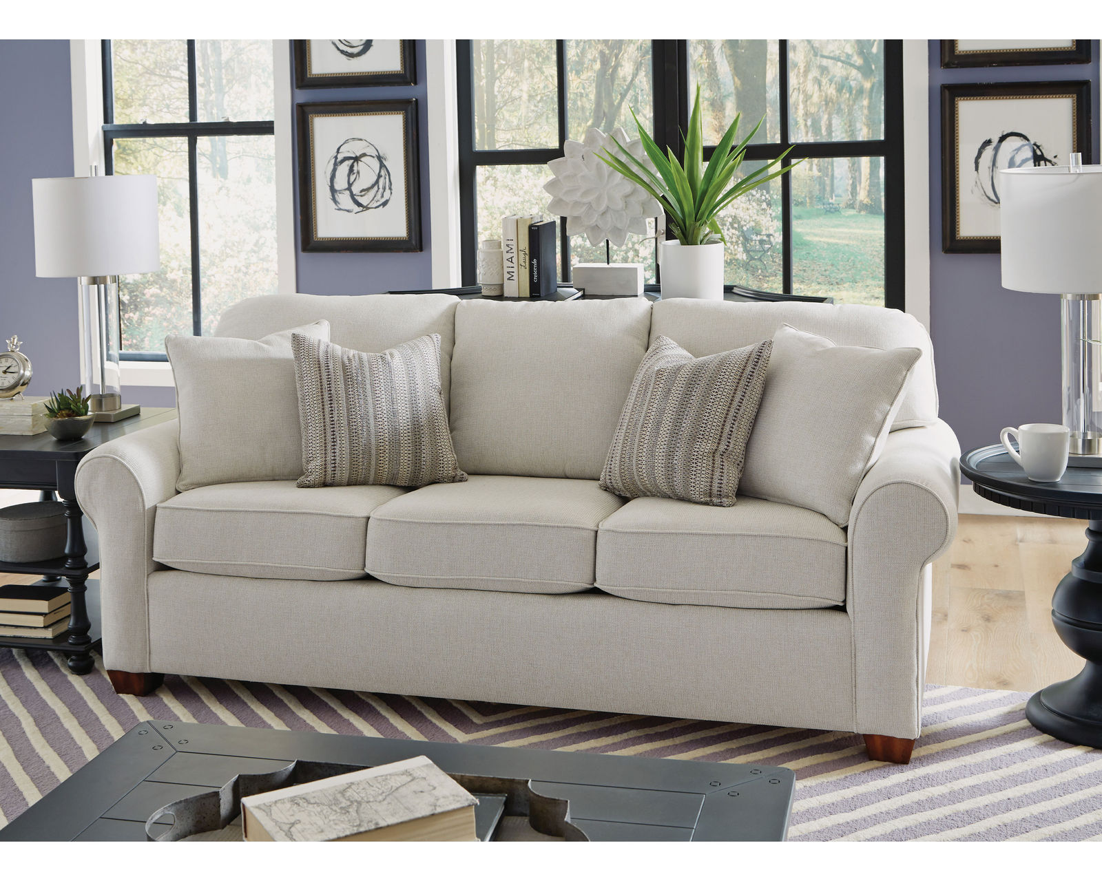 Thornton 5535 Chair (100+ fabrics) - Only the highest quality fabrics go on Flexsteel Furniture