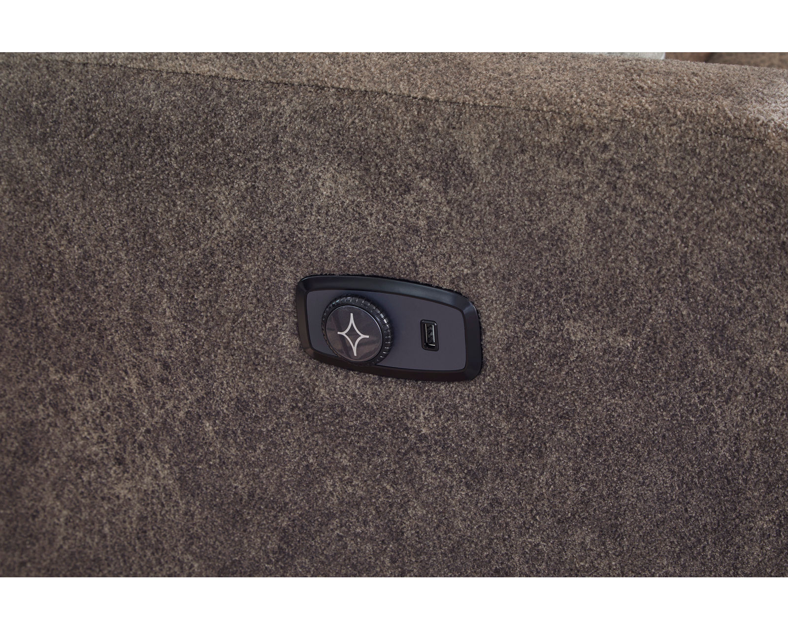 Livvy 77" Reclining Sofa (+50 fabrics) - Comfort Reclining Dial with USB