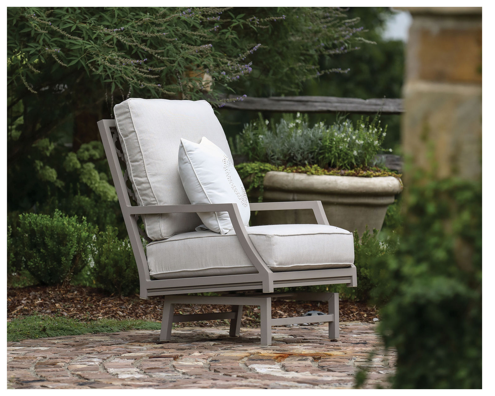 Willow Spring Lounge Chair (110 fabrics - 8 metal finishes) - Willow Spring Lounge Chair