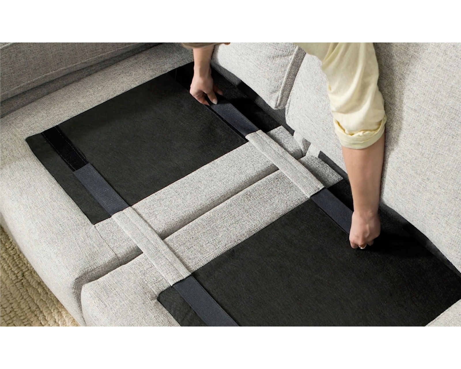 Hanway Stationary Sectional (+139 fabrics) - Avoid Seat Separation With Simple Velcro Connectors