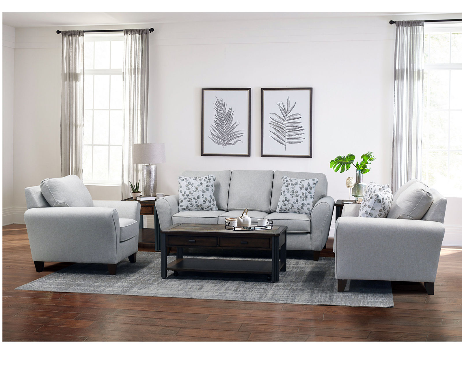 Paxton 80" Sofa  (+101 Standard and Performance Fabrics)