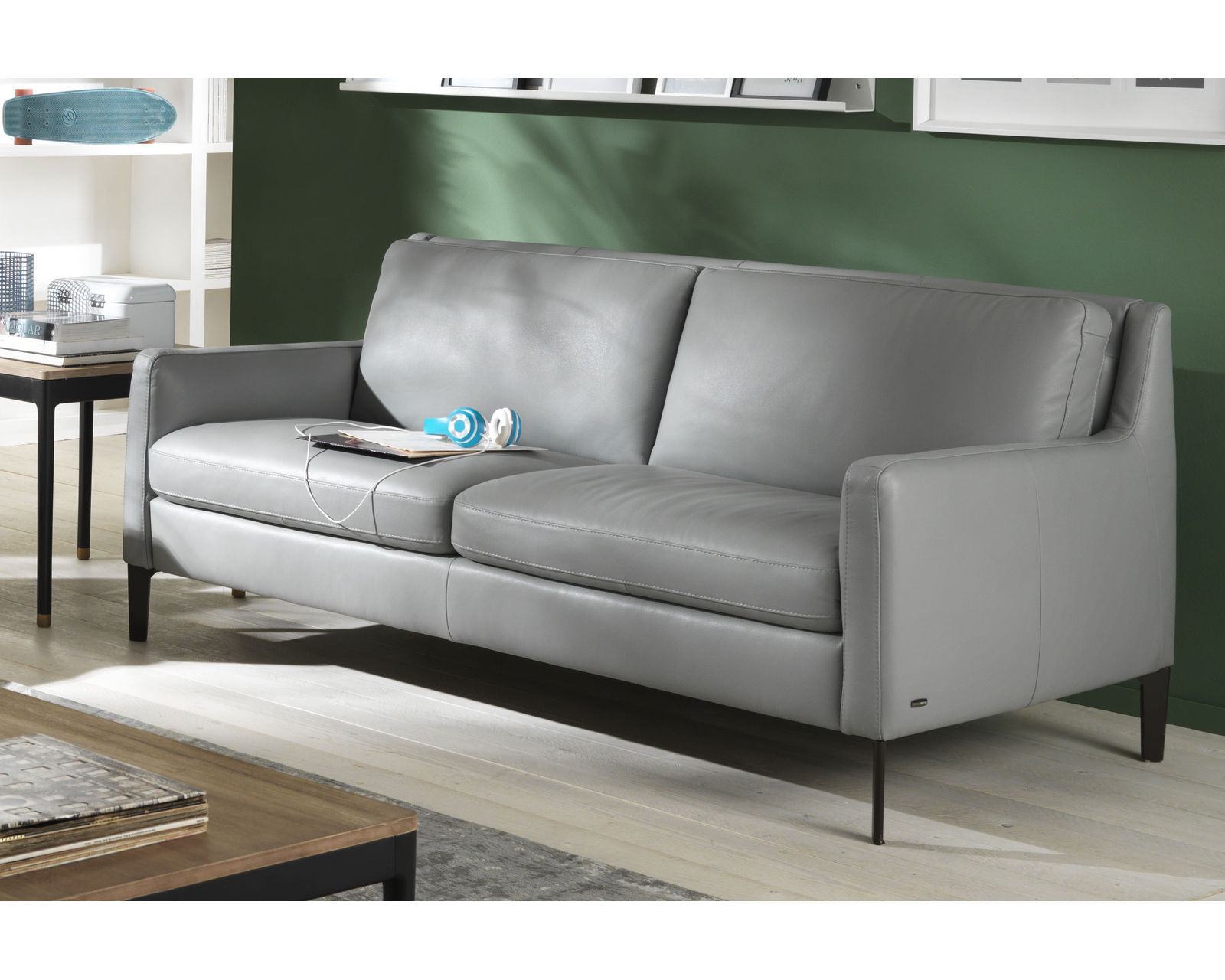 Quiete C009 Sofa (76" or 86") +50 leathers