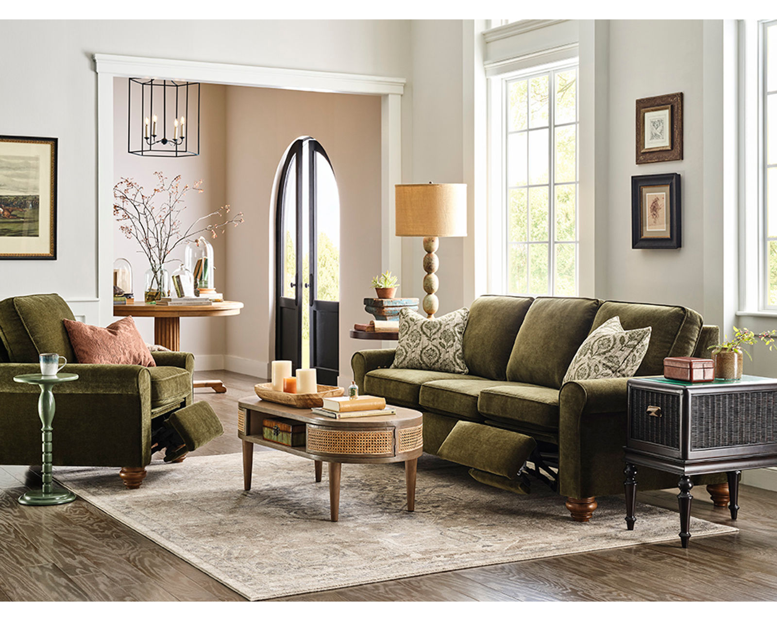 Weston 88" Power Incliner Sofa (+100 fabrics) 3 wood finishes - Handcrafted Quality You Can Feel Every Day.