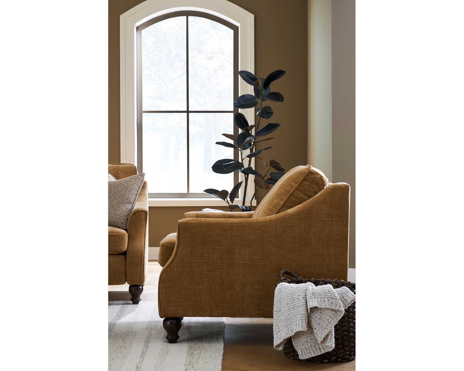 Adeline 84" Incliner Sofa (+50 fabrics) - Adeline Incliner Chair