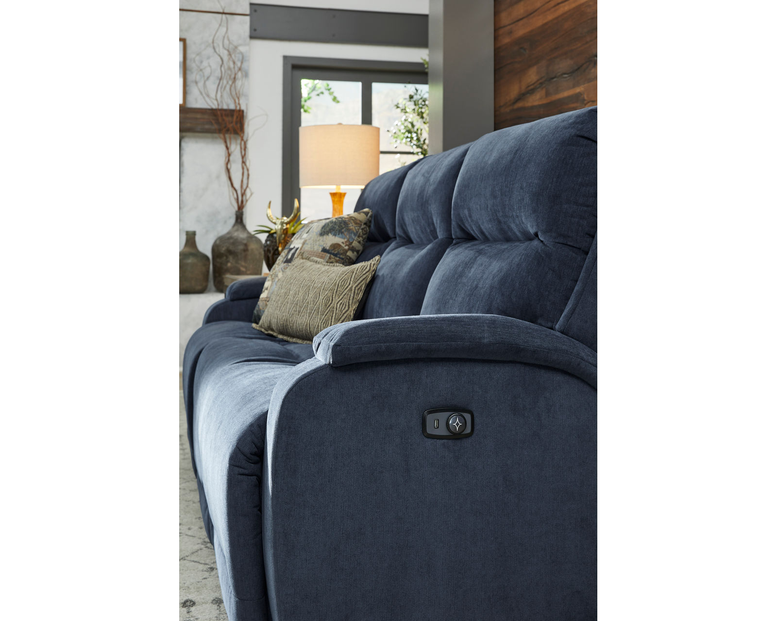 🎣 Maverly 88" Reclining Sofa (+65 fabrics) - Maverly 88" Space Saver Reclining Sofa