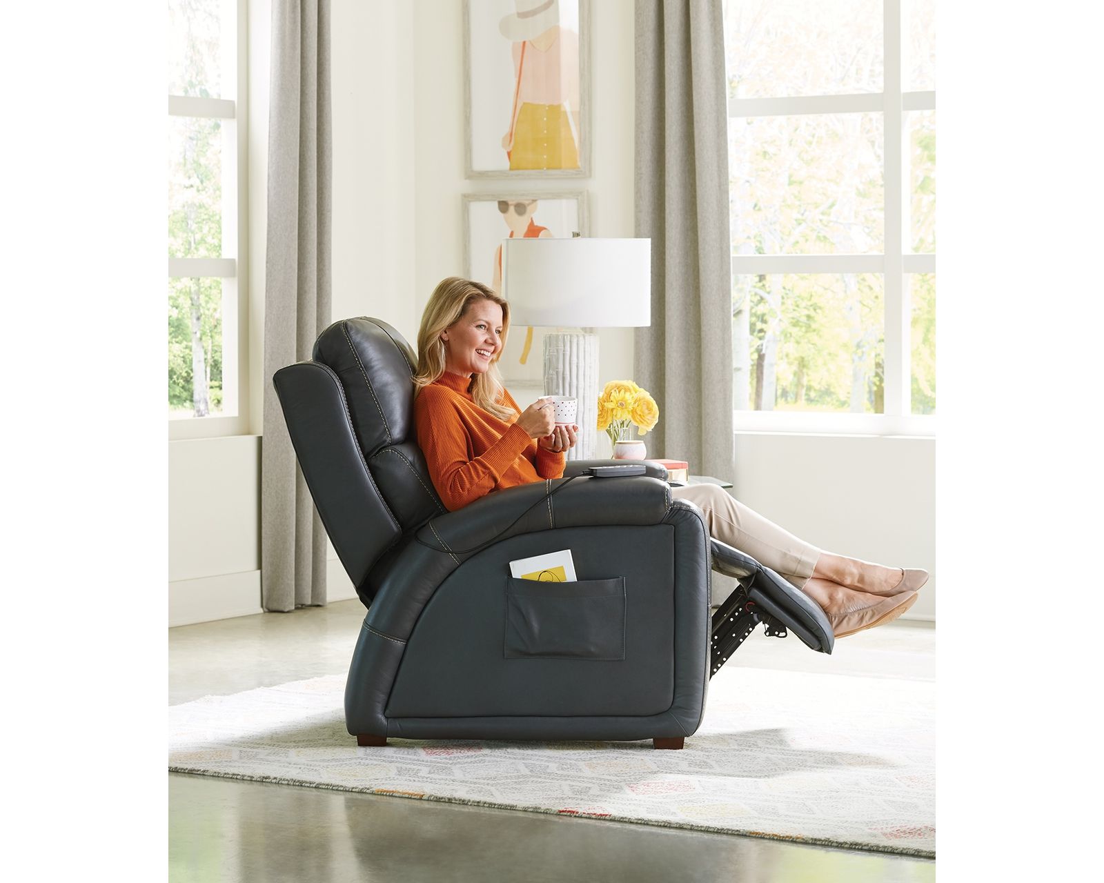 Reliever Power Headrest Power Lay-Flat Recliner Advanced Wellness Comfort with Deep-Tissue Massage, Heat, Power Lumbar & Zero Gravity Relaxation (2 colors) - Customized Comfort from Head to Toe.
