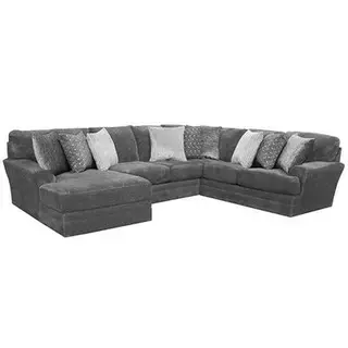 Layout M: Three Piece Sectional 67" x 139" x 101"