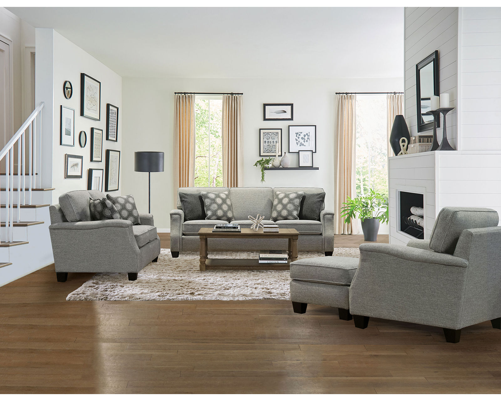 Salem 88" Sofa  (+100 Standard and Performance Fabrics)