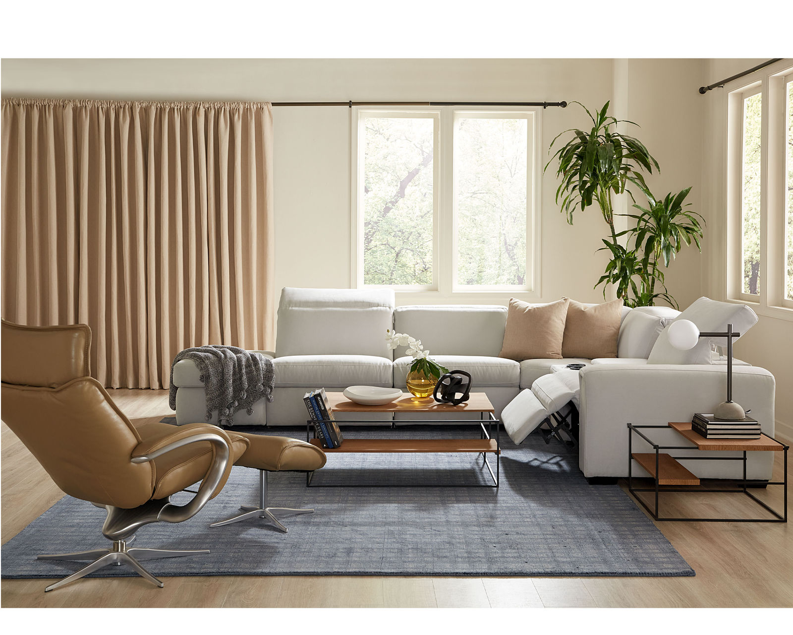 Titan 44004 Power Headrest Power Reclining Sectional (+50 fabrics)