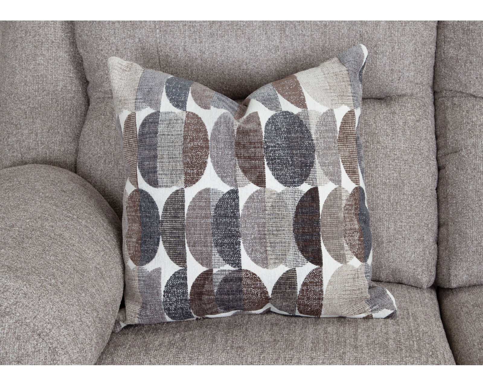 Keaton 90" Reclining Sofa (Plush Comfort. Relaxed Style. Made for Everyday Living) - Comfort That Moves With You.