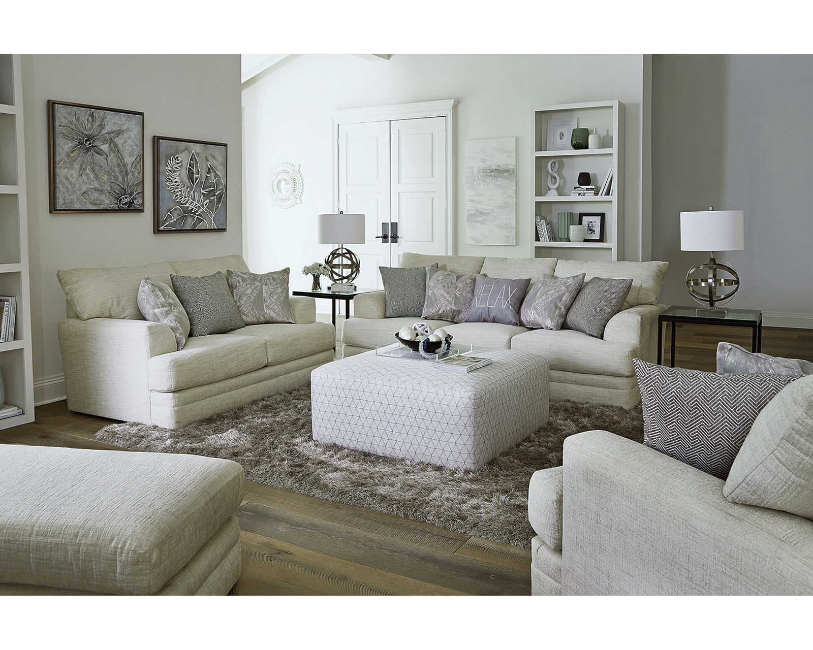 Zeller 93" Sofa (includes pillows)