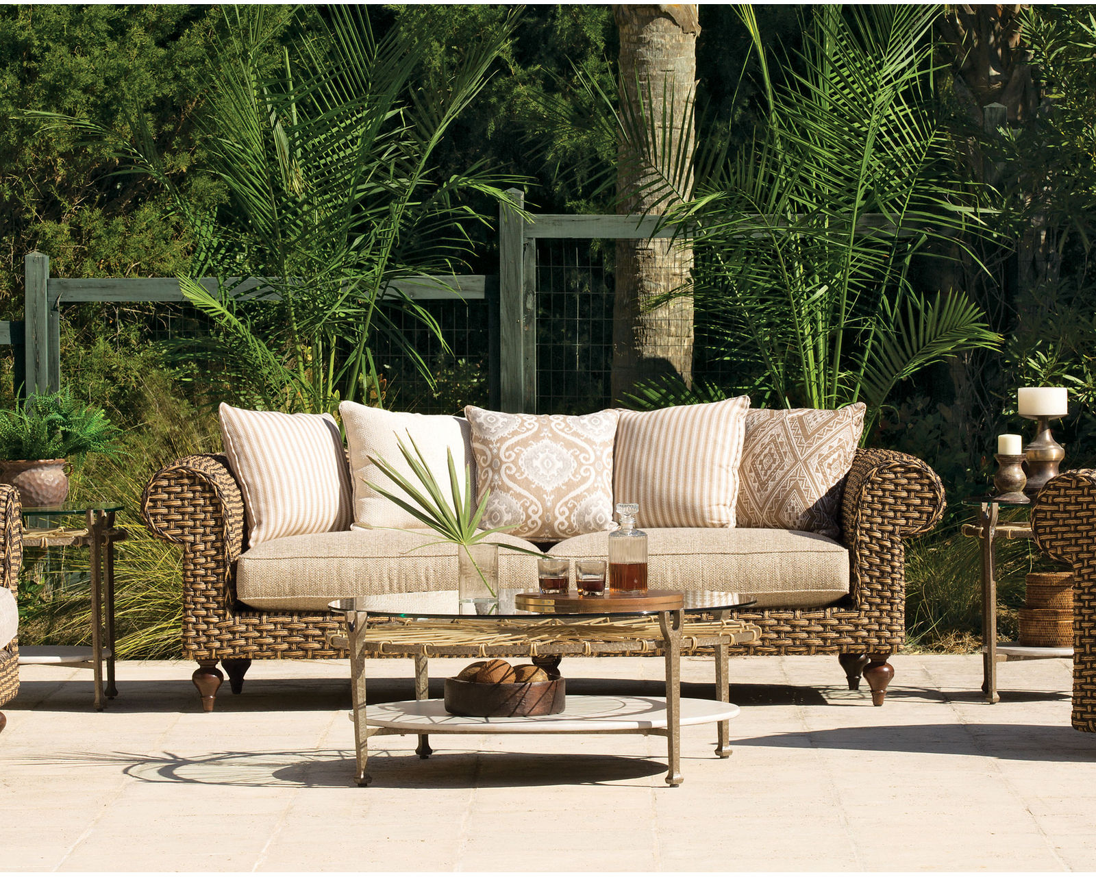 Hemingway Chesterfield Livingroom (Made to order fabrics) - Ernest Hemingway Livingroom Collection