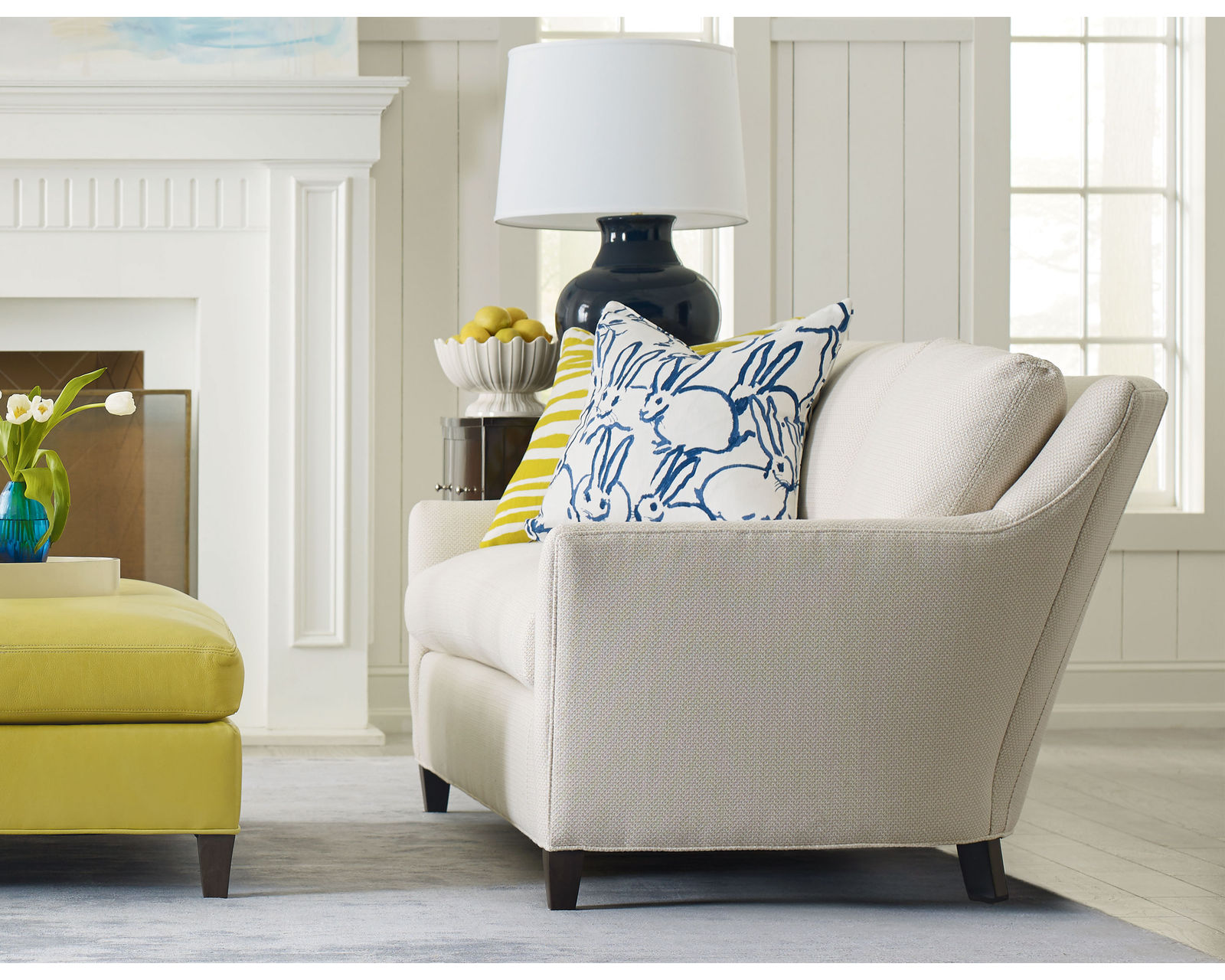 Studio 83" or 92" Sofa (+75 fabrics) - Studio 83" or 92" Sofa (Made to Order Fabrics and Leathers)