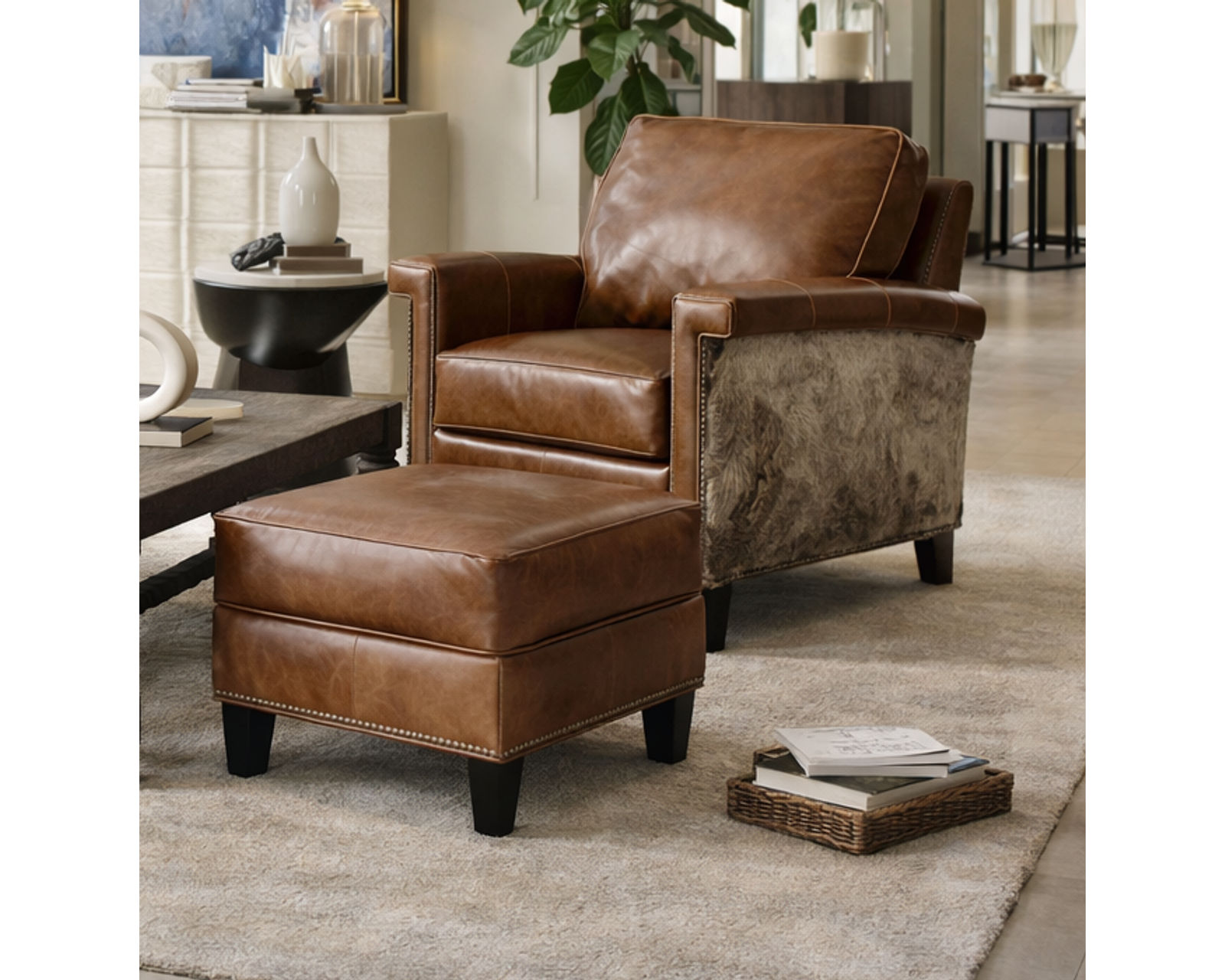 Bradington Young Mallory 774 Sofa (12 leathers) 8-Way Hand Tie - Mallory Stationary Chair 8-Way Hand Tie