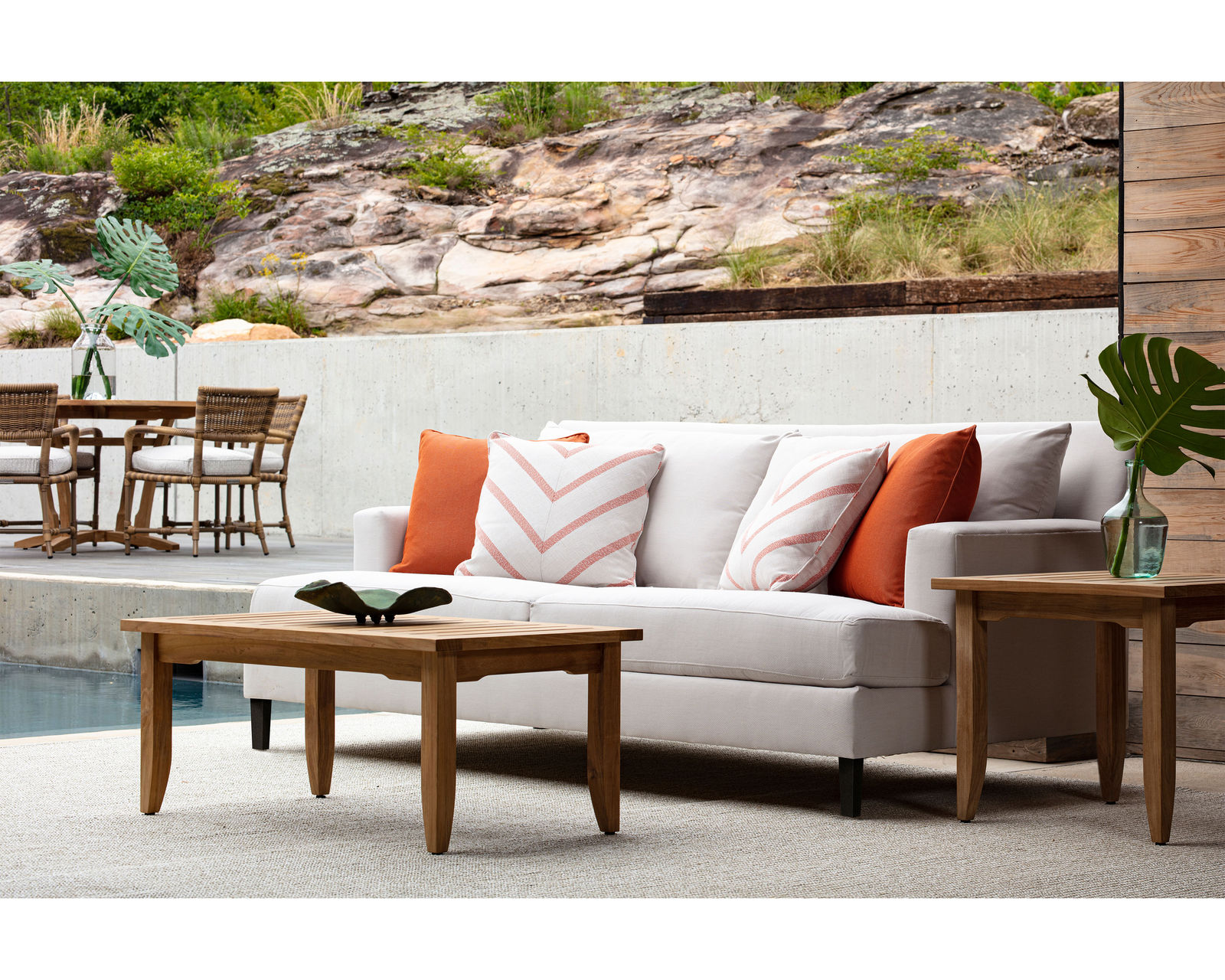 Jefferson Outdoor Loveseat (Made to order fabrics)
