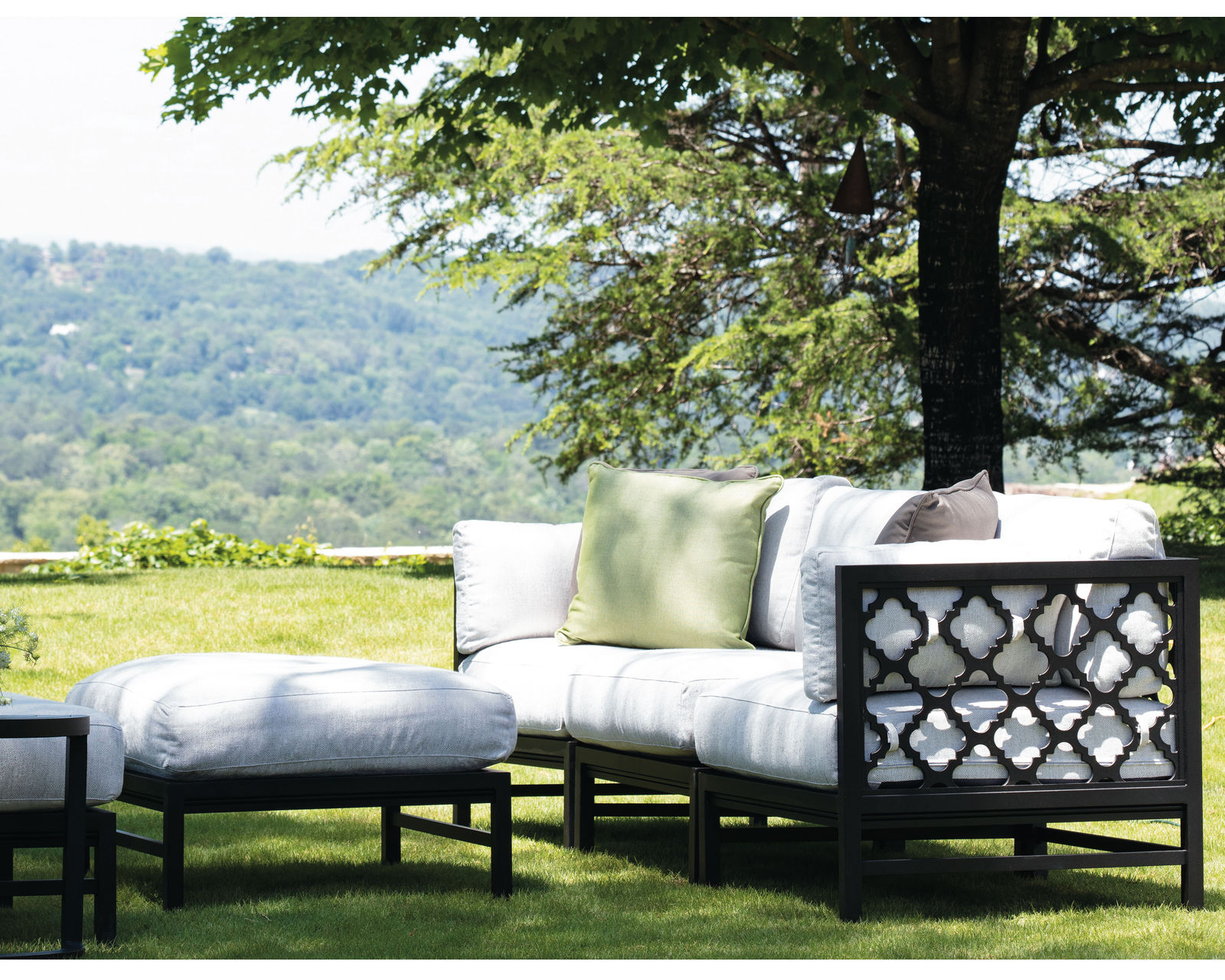 Willow Outdoor Sofa (110 fabrics - 8 metal finishes) - Available in 8 different finishes
